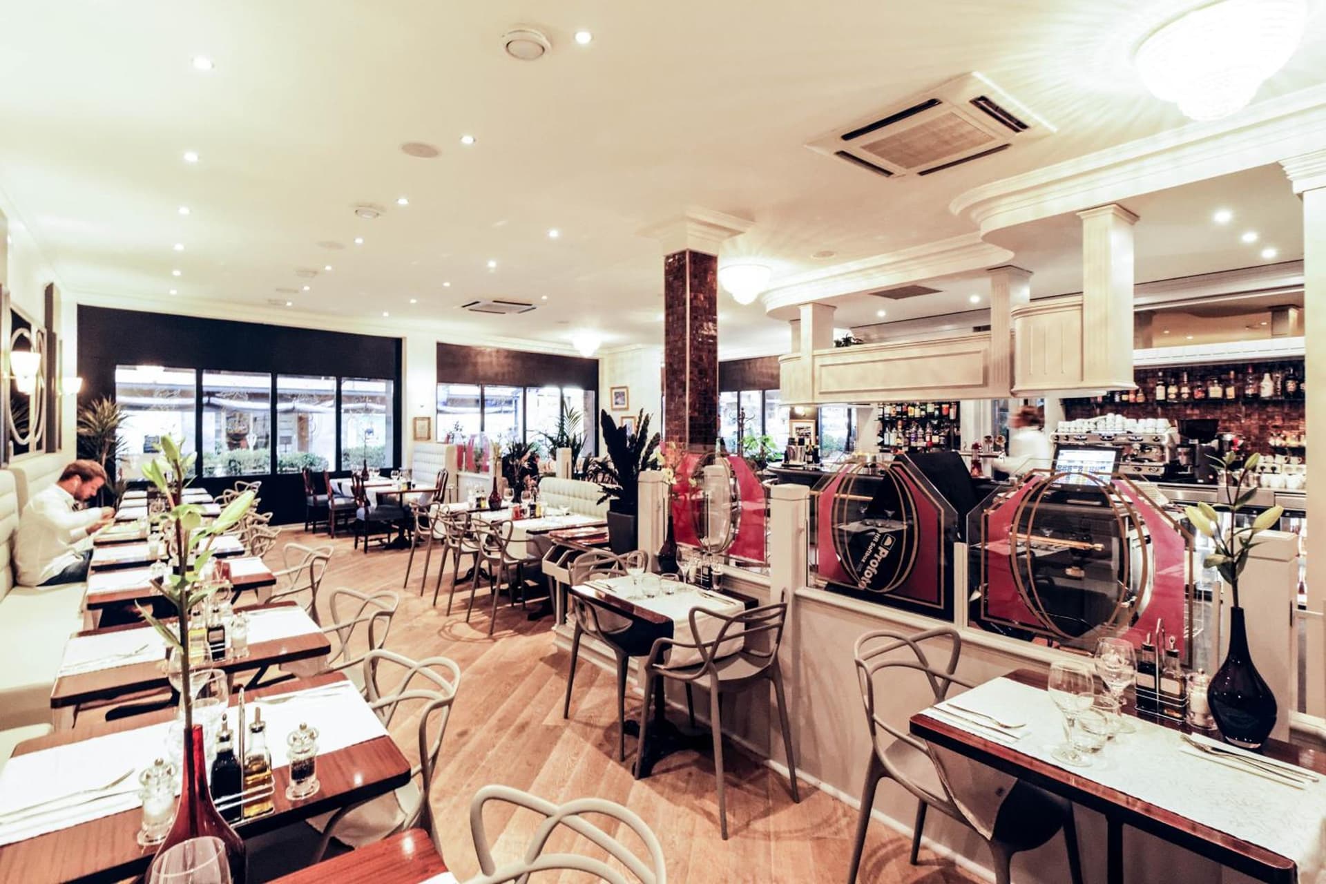dining