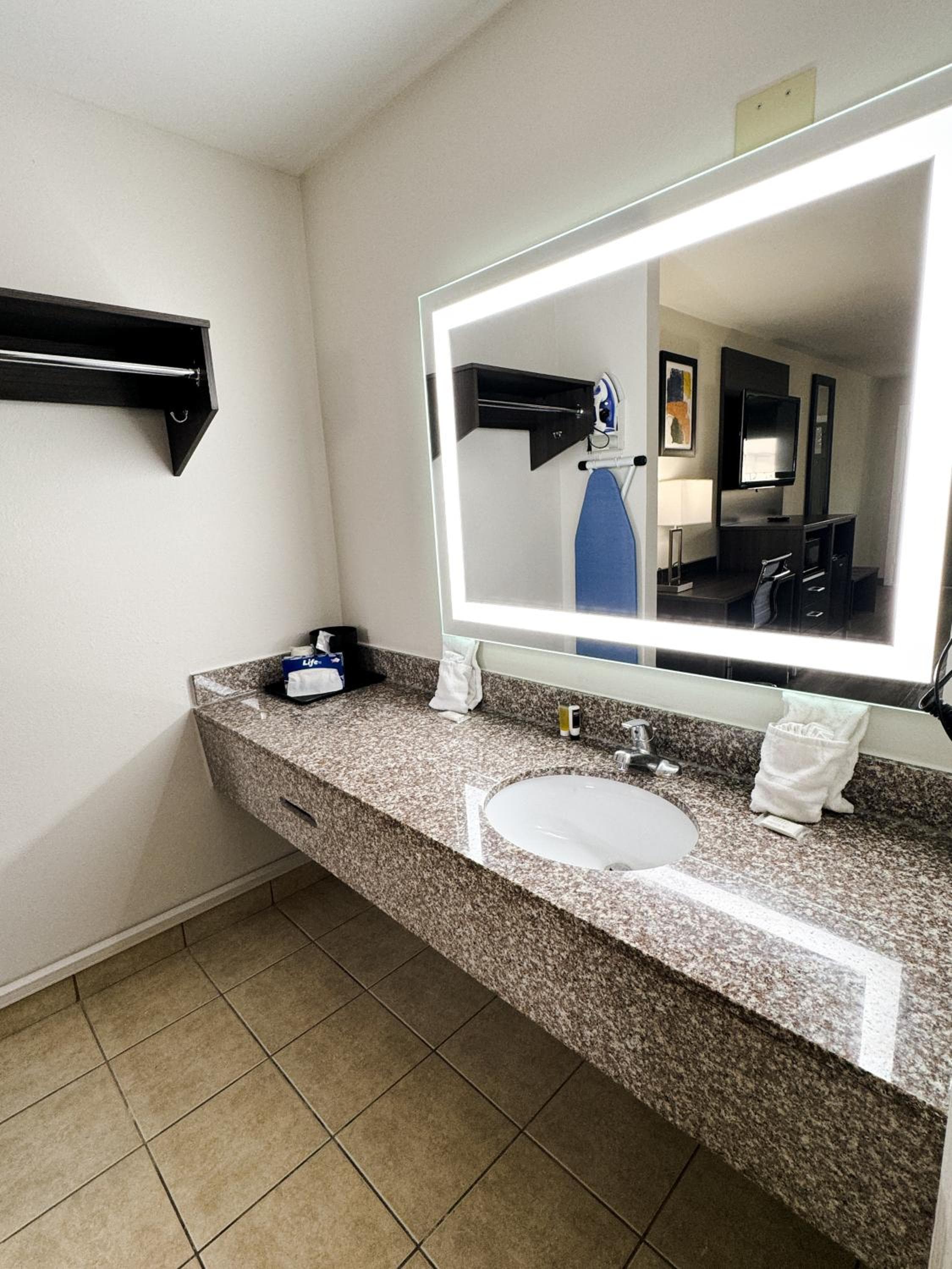 Quality Inn Harvey - New Orleans