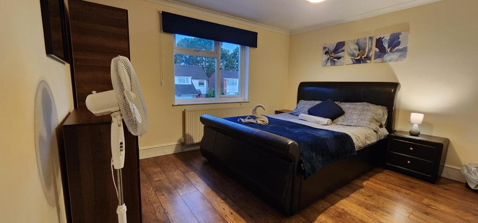 6 Bedroom Spacious villa, Free Parking