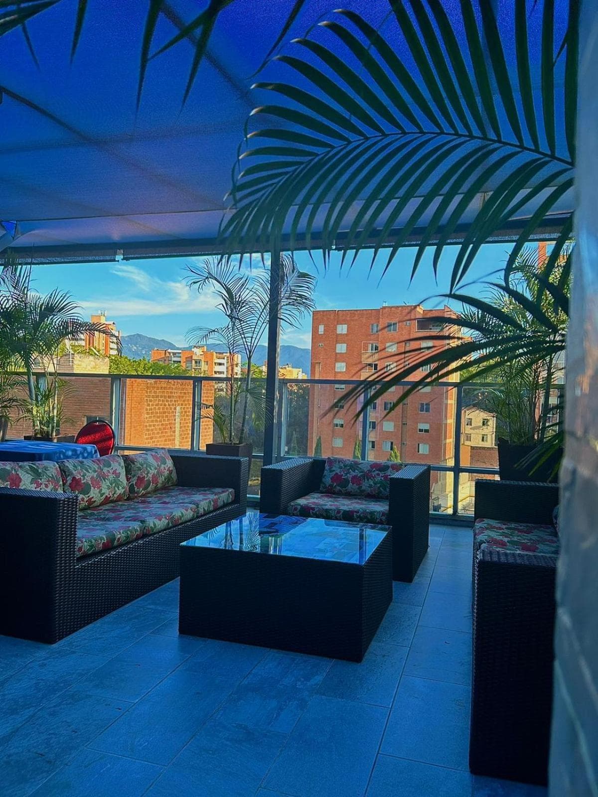 Hotel Laureles Plaza