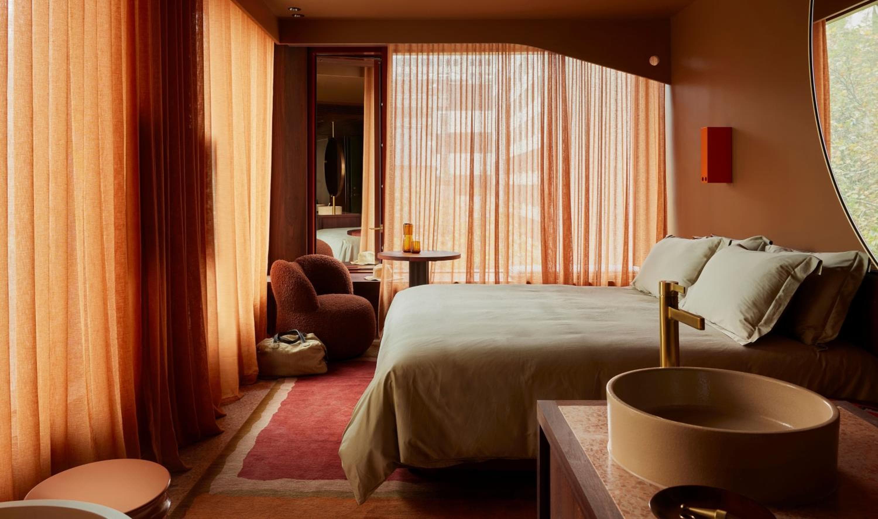 hotel room