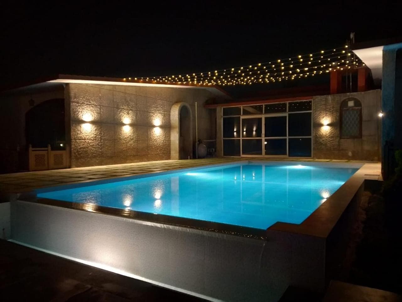 Camelot Woods Villa
