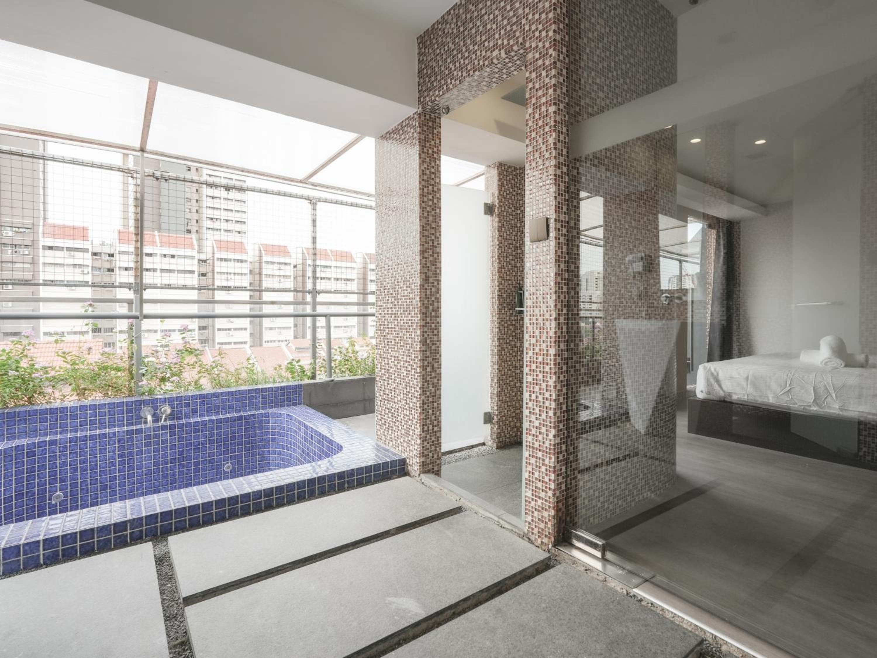 A Hotel Dickson