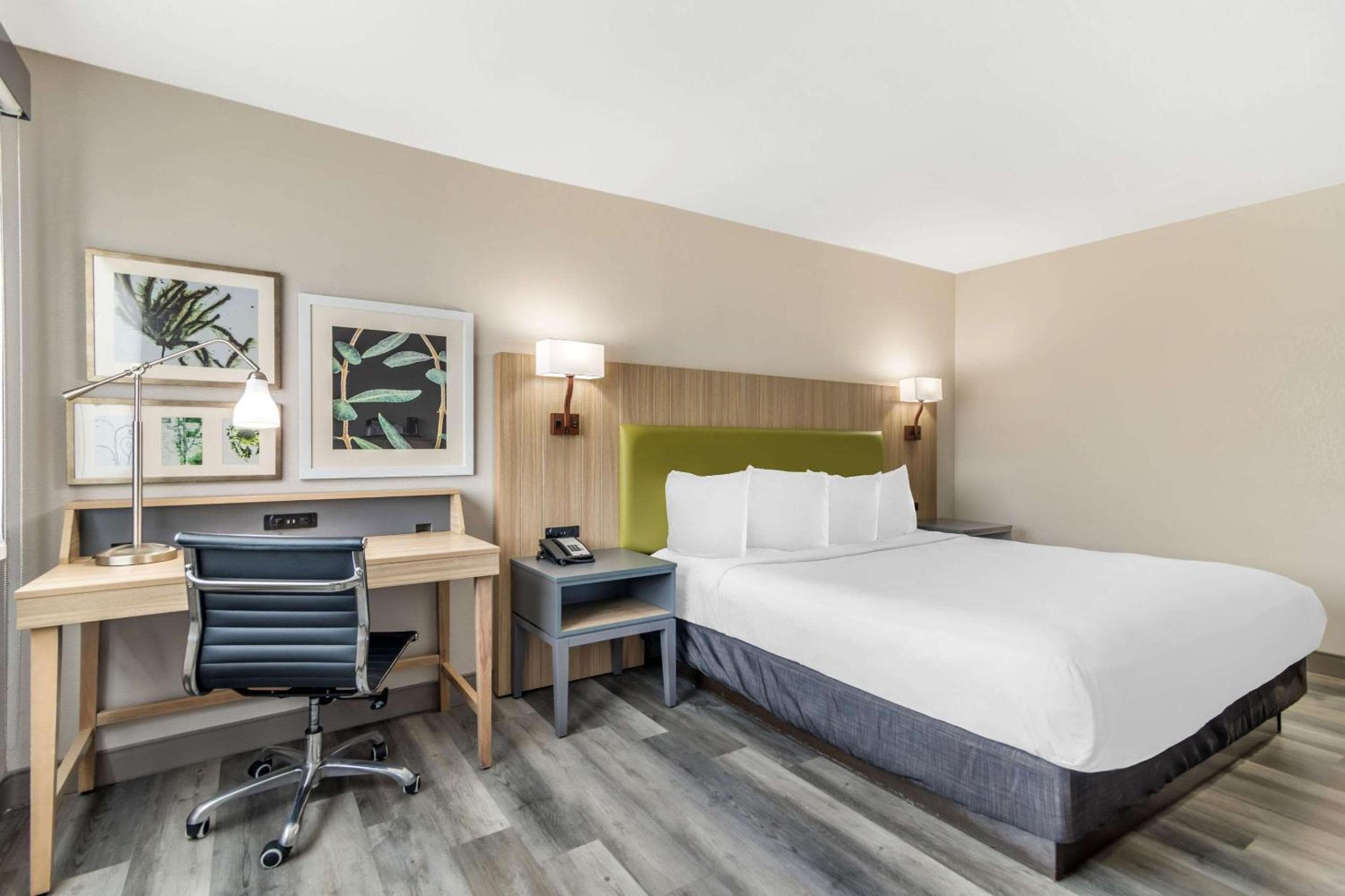 Country Inn & Suites by Radisson, Atlanta Airport South, GA