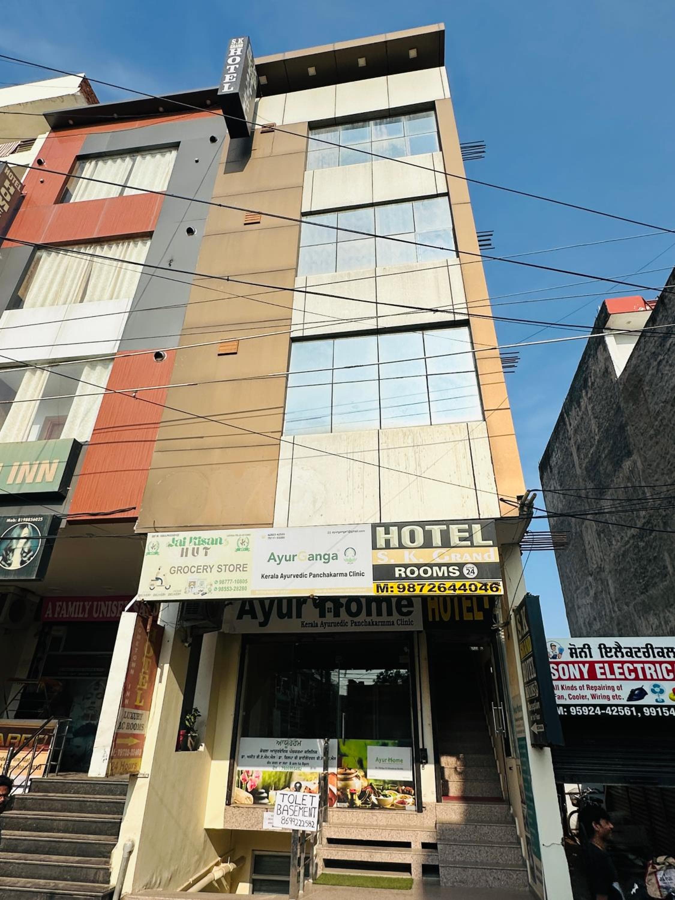 Hotel SK GRAND