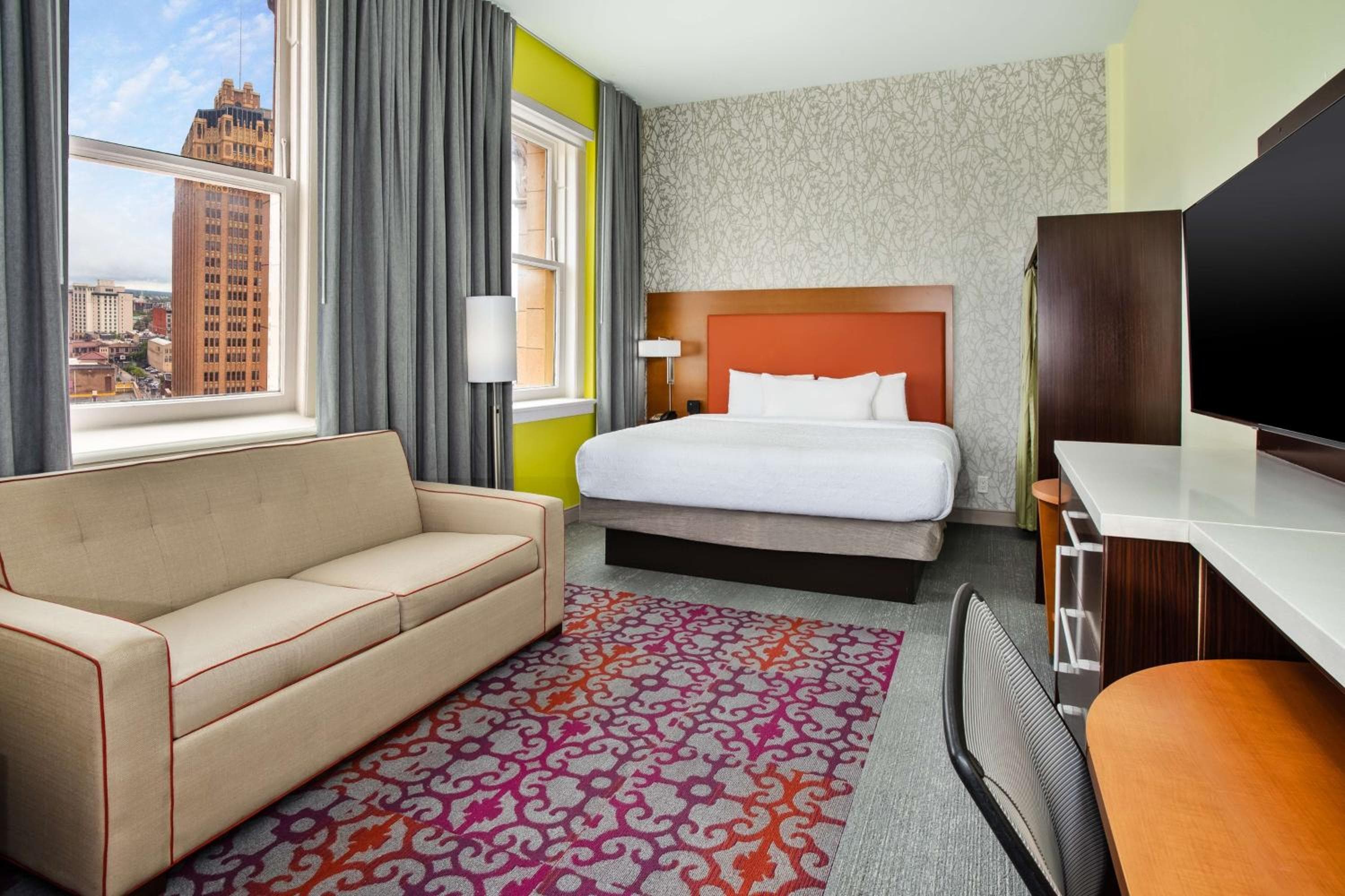 Home2 Suites by Hilton San Antonio Downtown - Riverwalk, TX