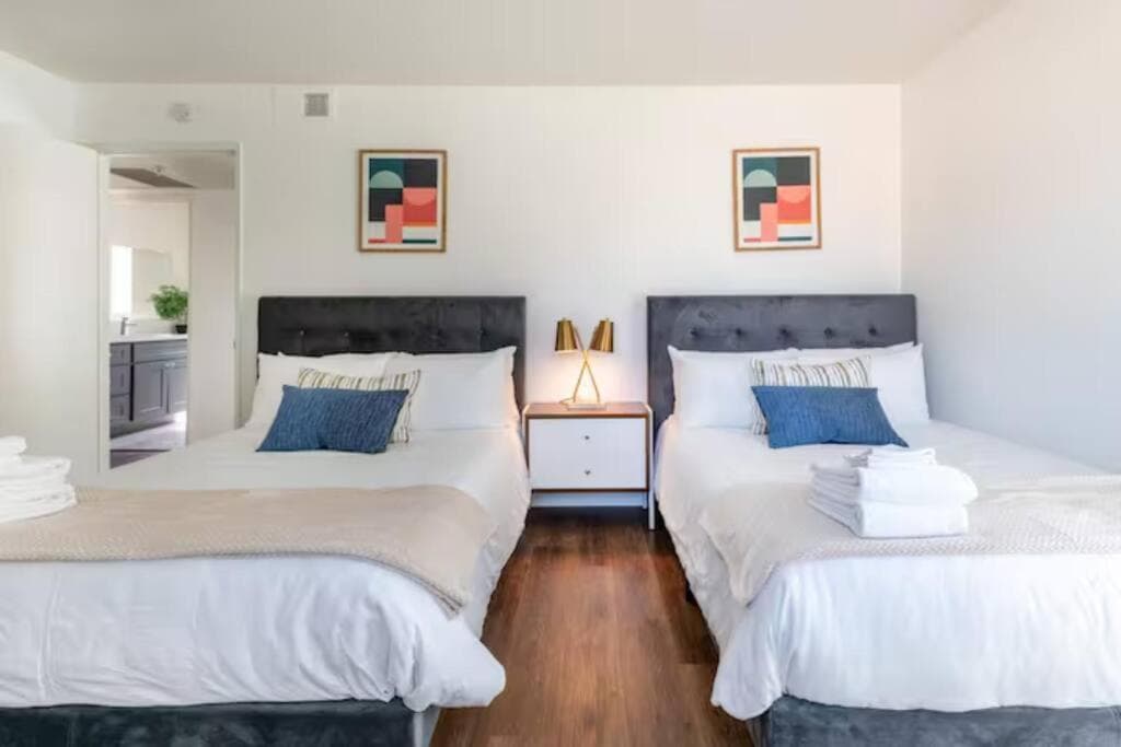 Alhambra 5 Unit Apartment Complex!