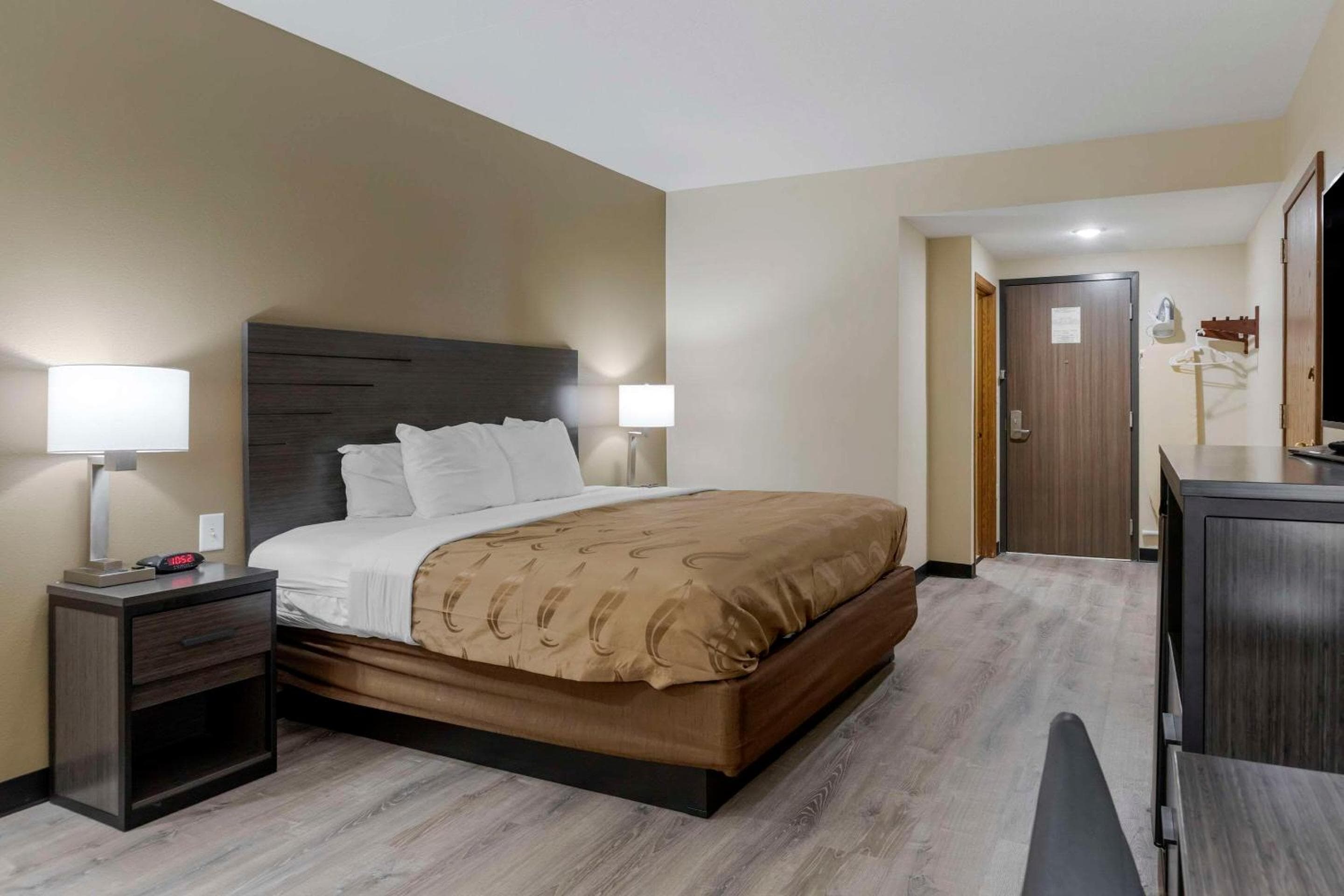 Rodeway Inn Grandville - Grand Rapids