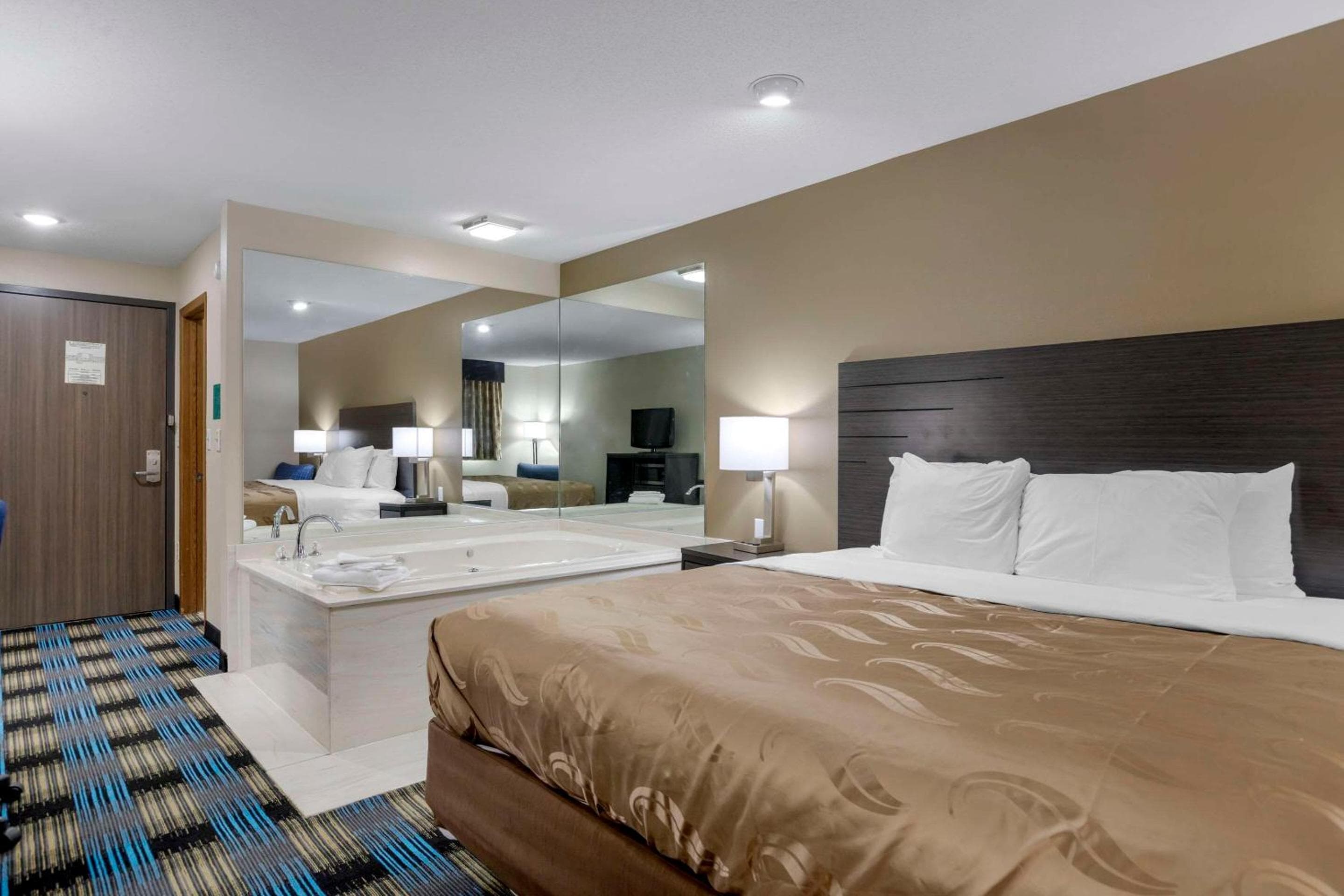 Rodeway Inn Grandville - Grand Rapids