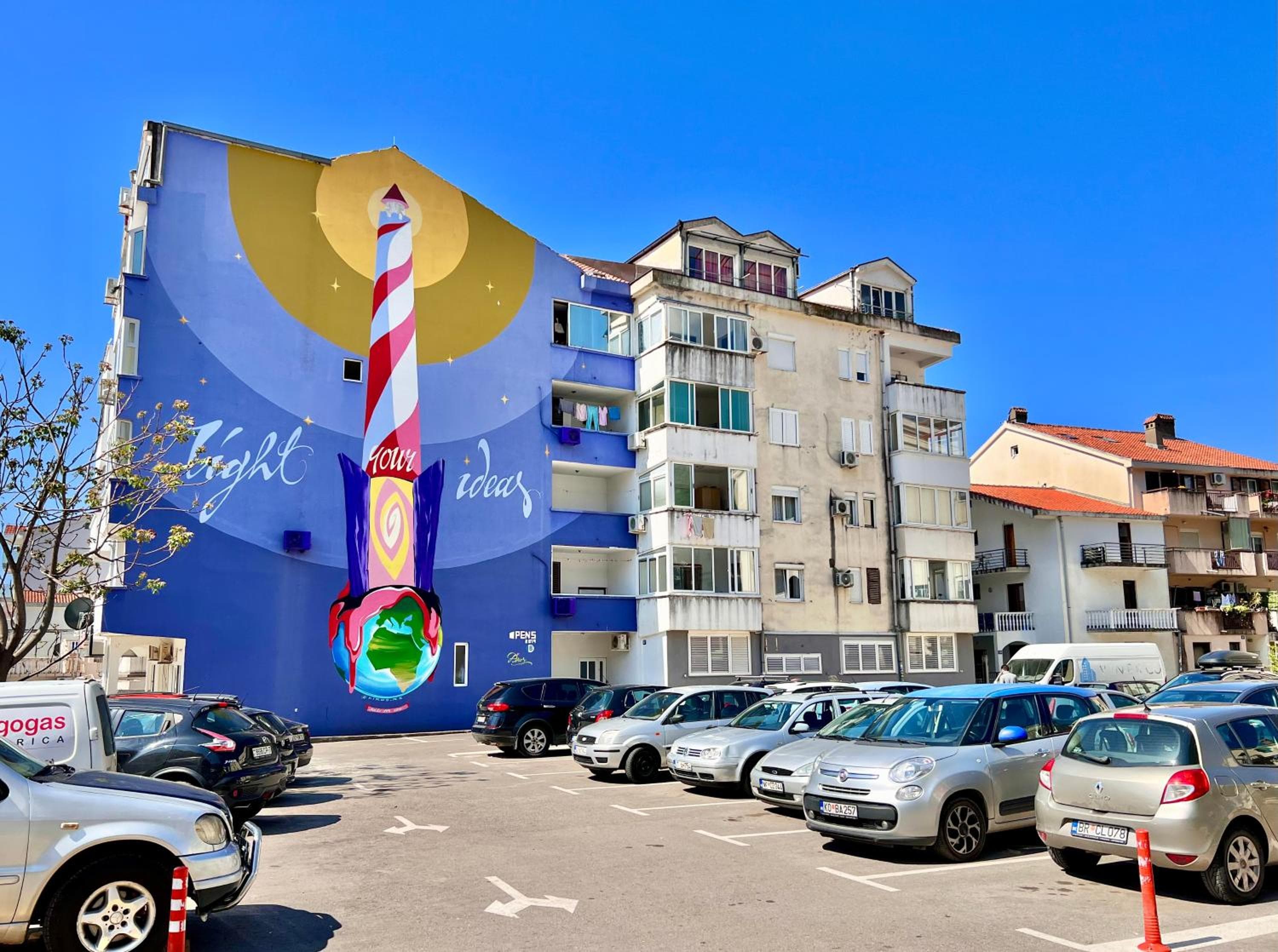 Homestay LGBT friendly - DOUBLE BED ROOM - Shared bathroom