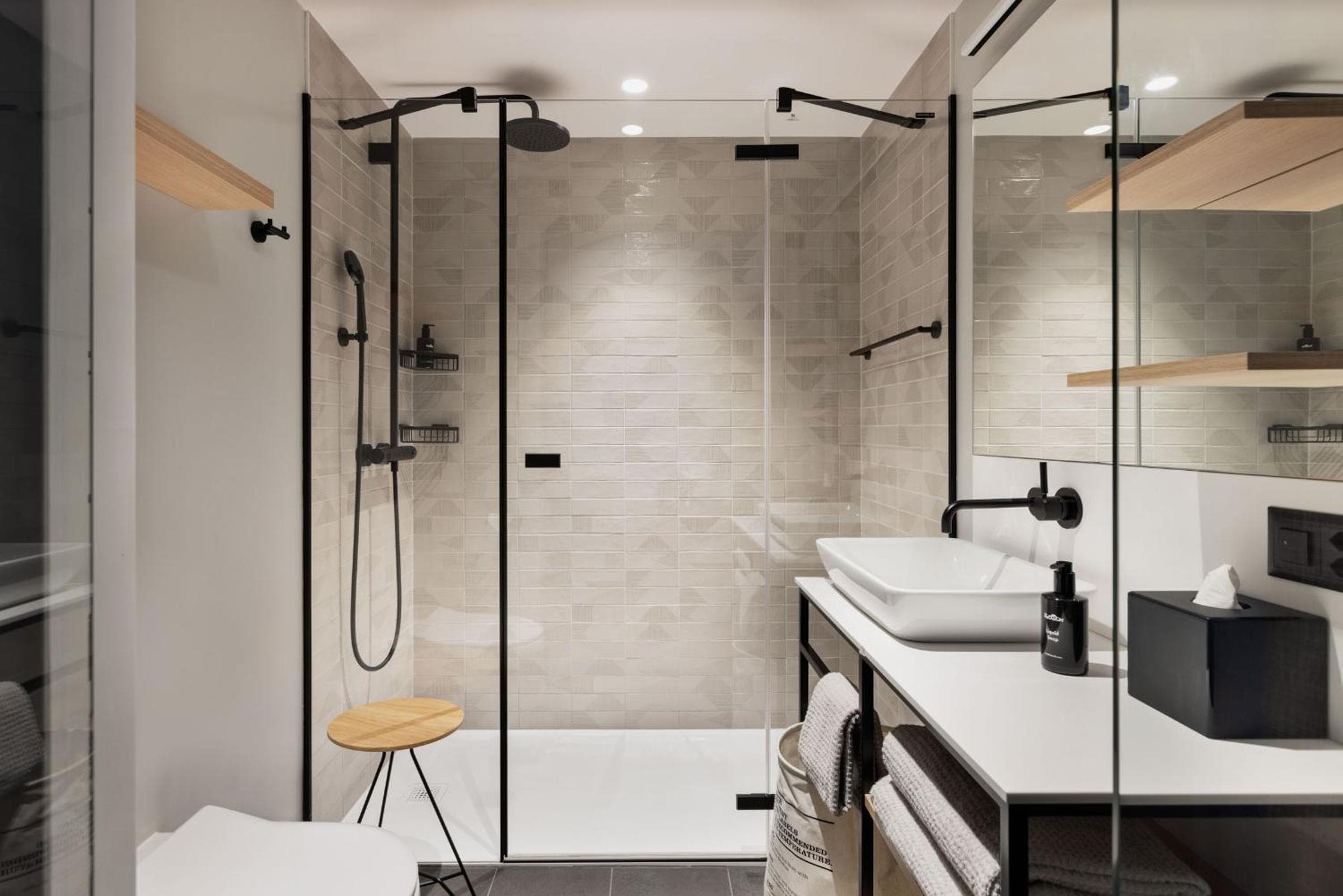 Stay KooooK Geneva City - Online Check In