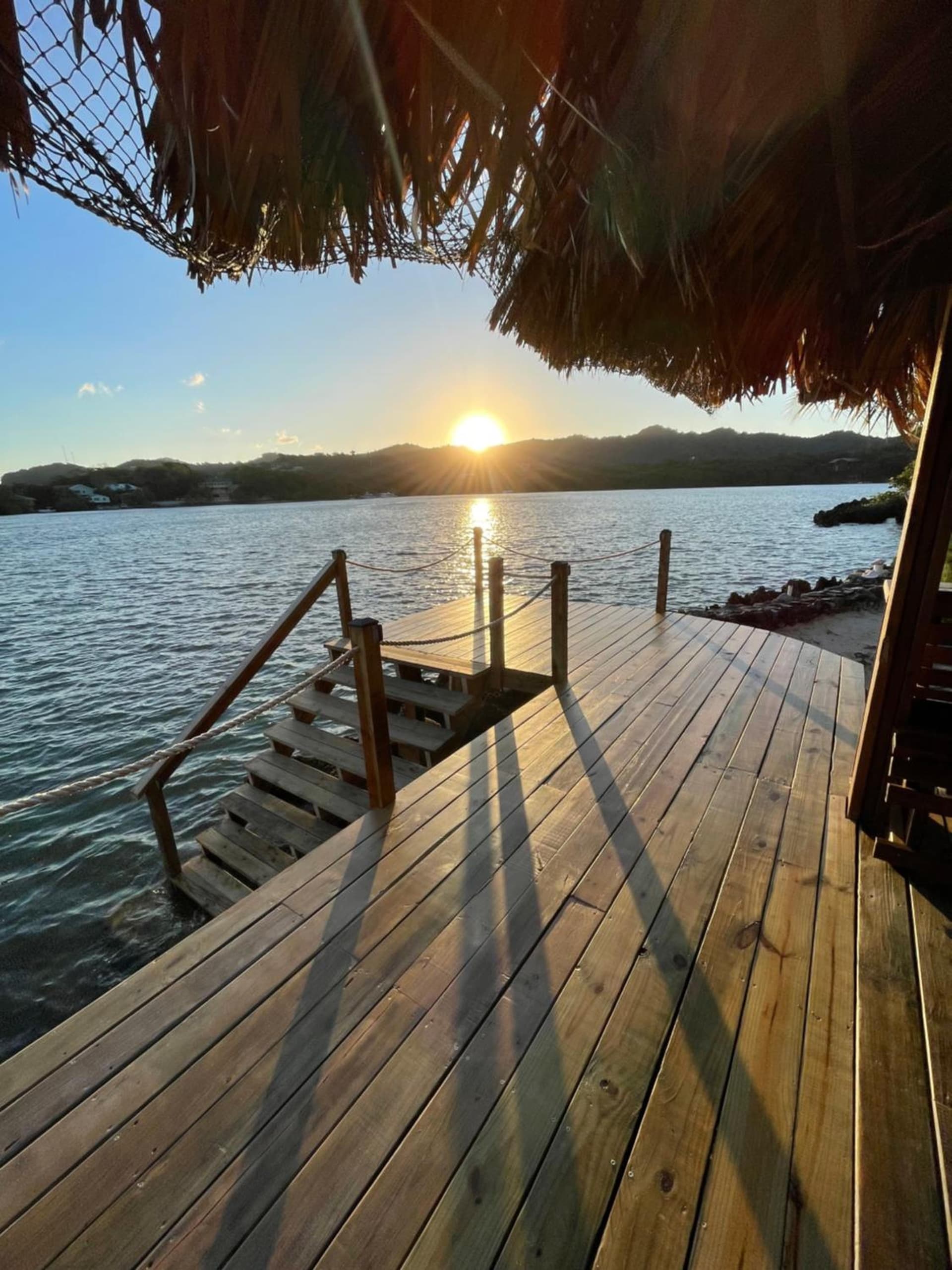 Kokomo Roatan Oceanfront Paradise