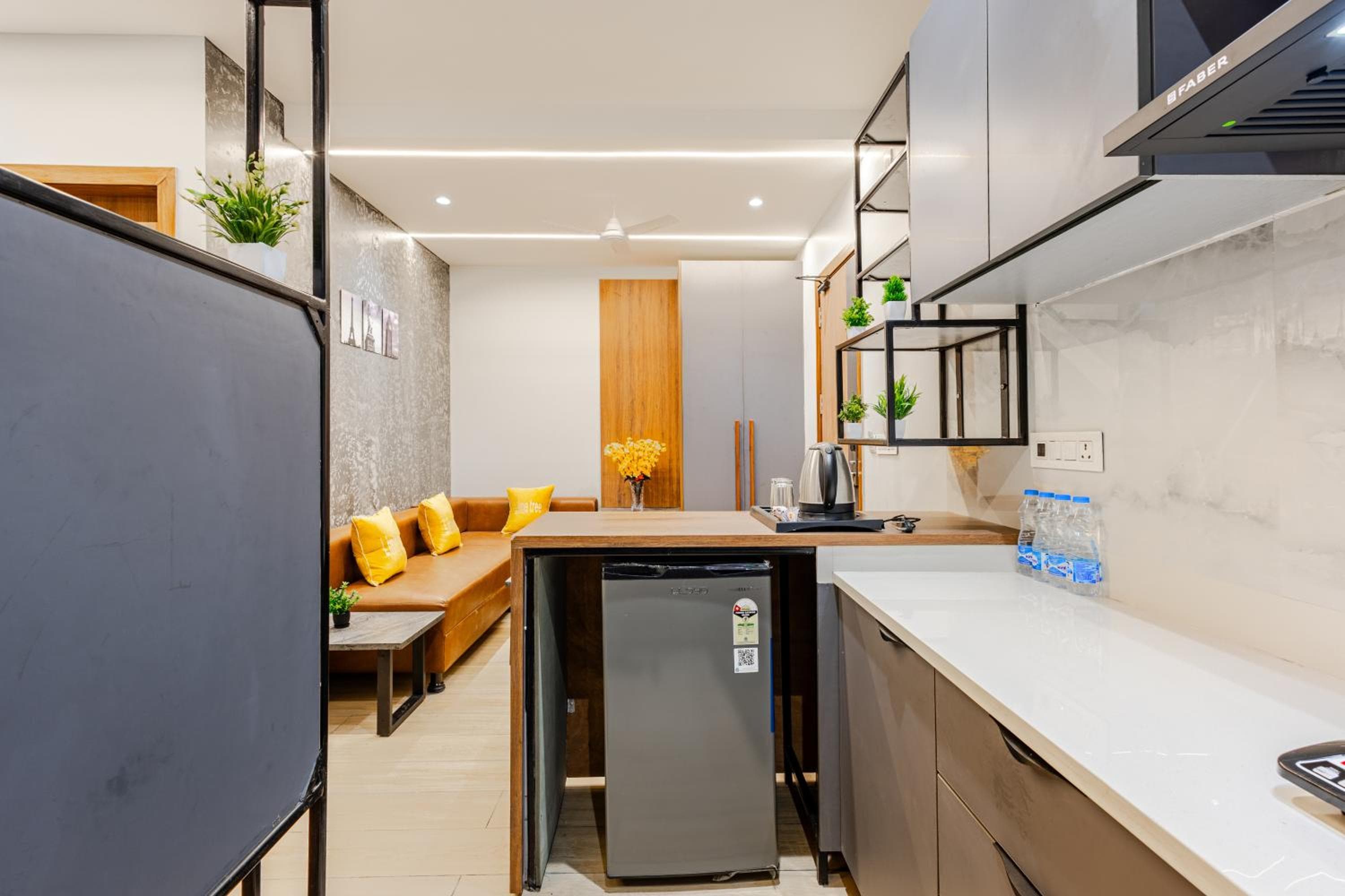 Street Studio by Lime Tree Hotel Sector 51 Gurgaon