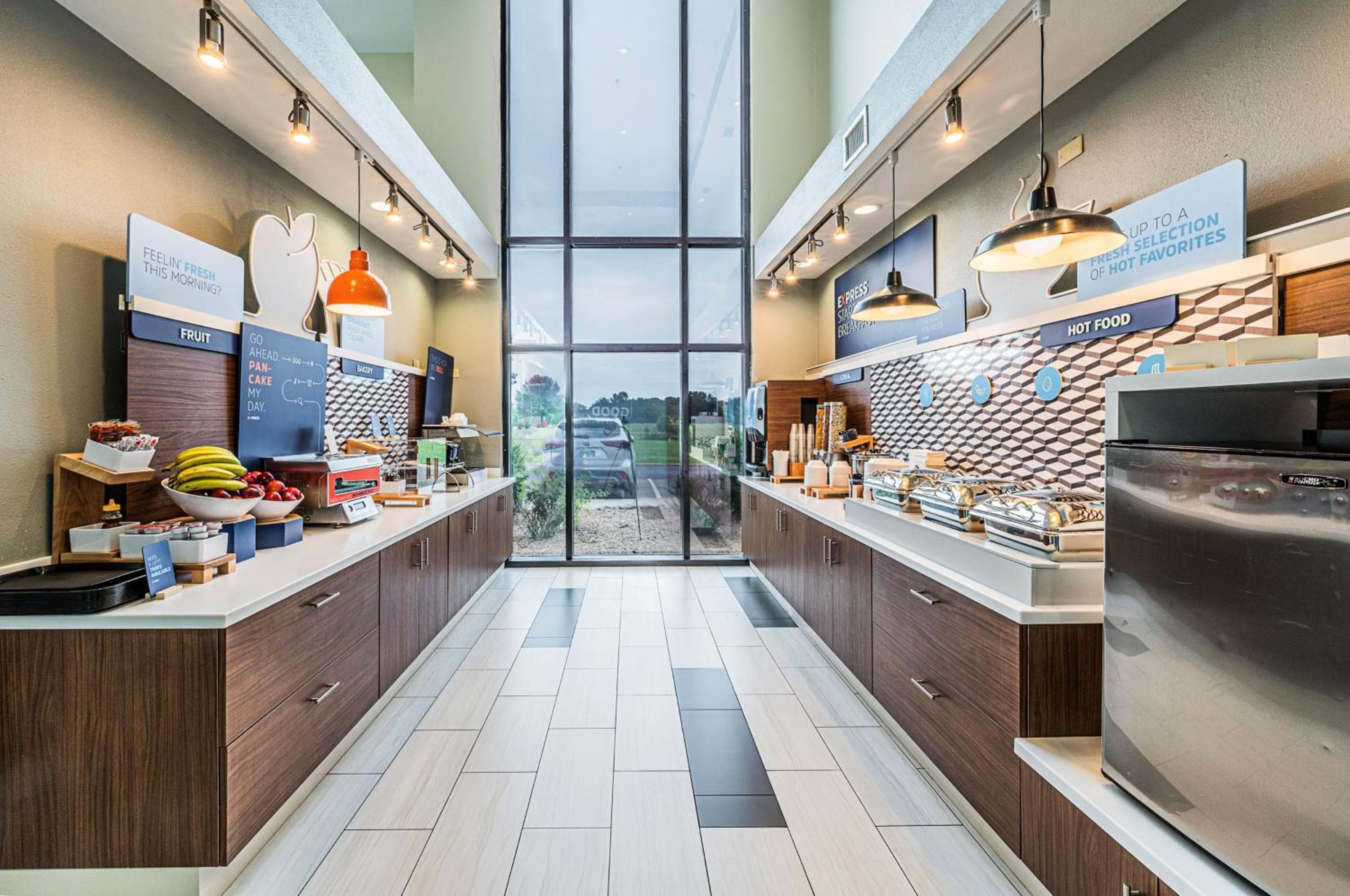Holiday Inn Express Hotel & Suites Franklin by IHG