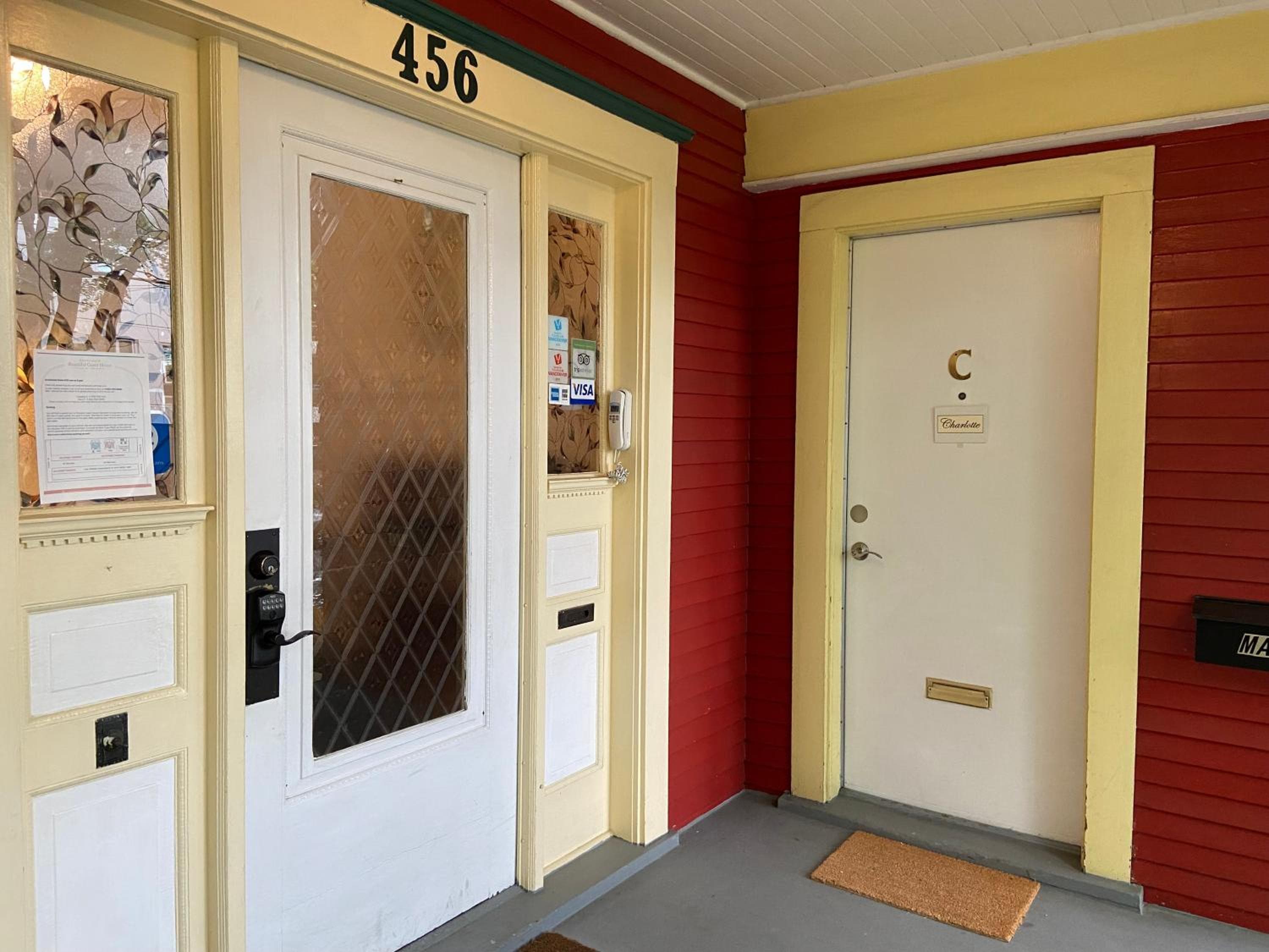 Douglas Guest House