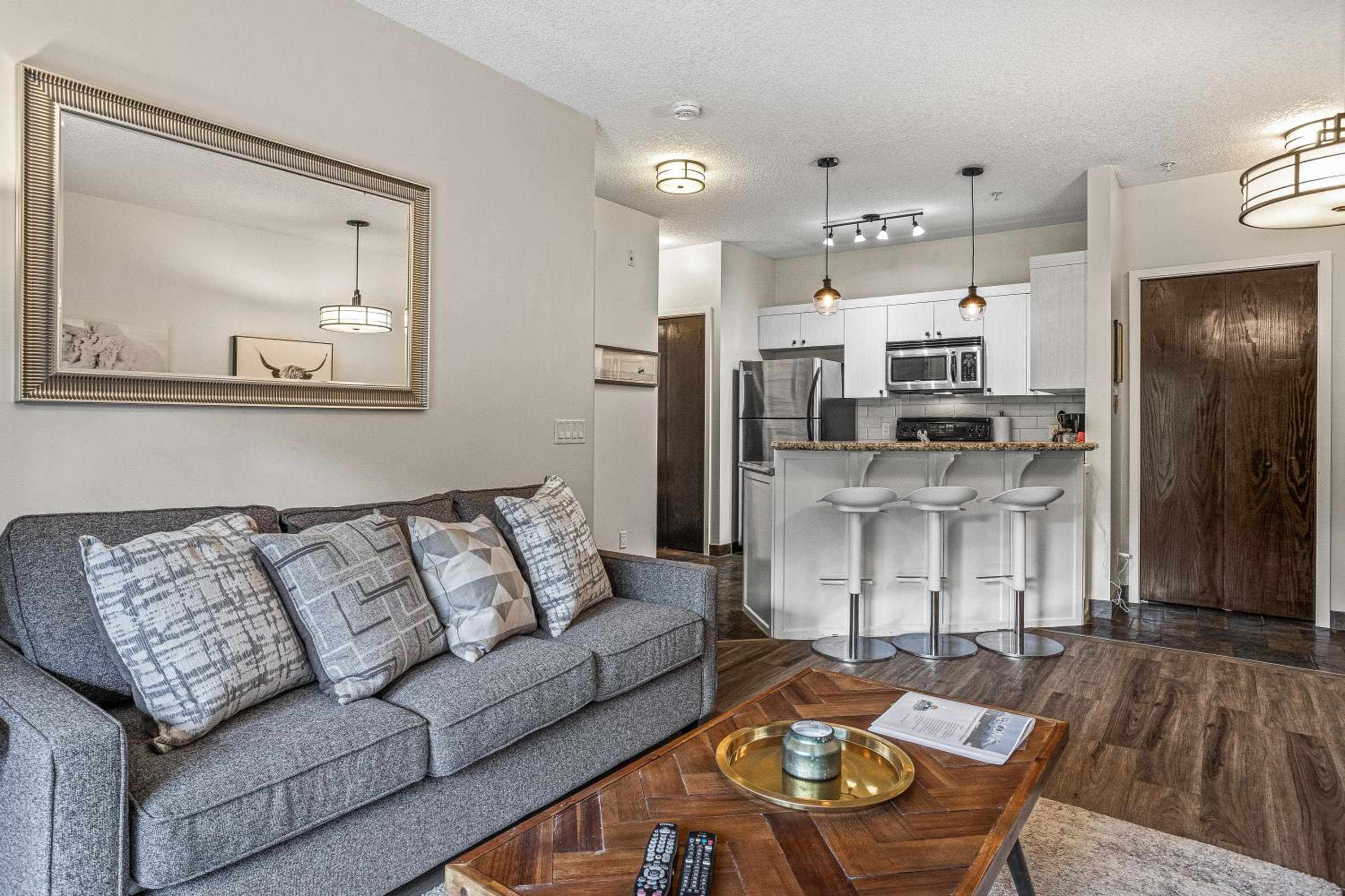 Outstanding Mountain Condo - Pool, Hot Tub & Waterslide!