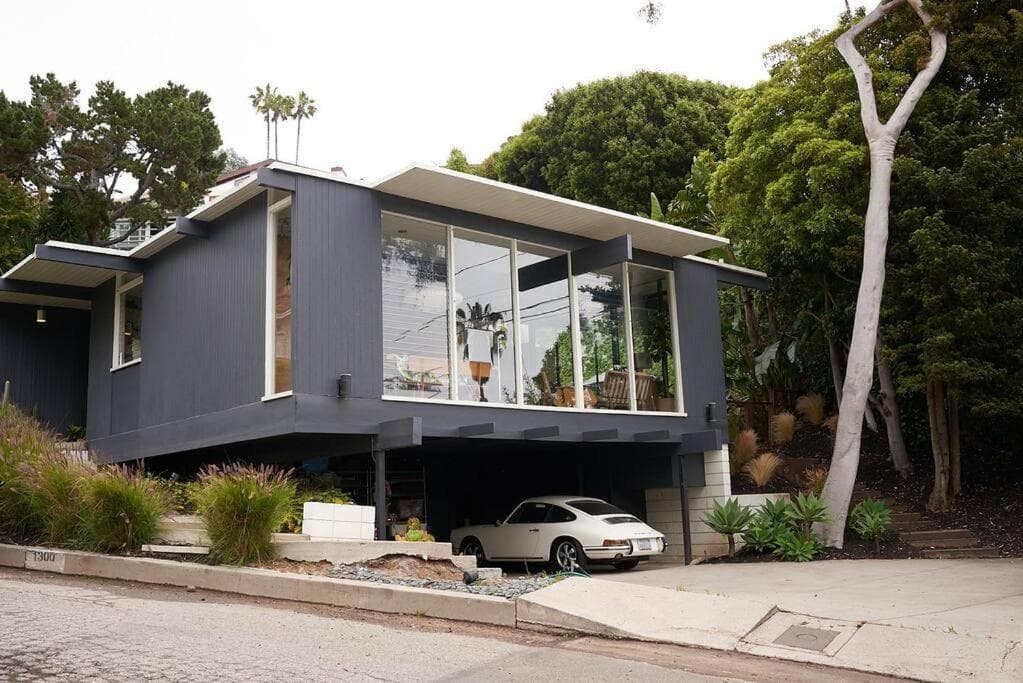 Mid-Century Gem in Pacific Palisades