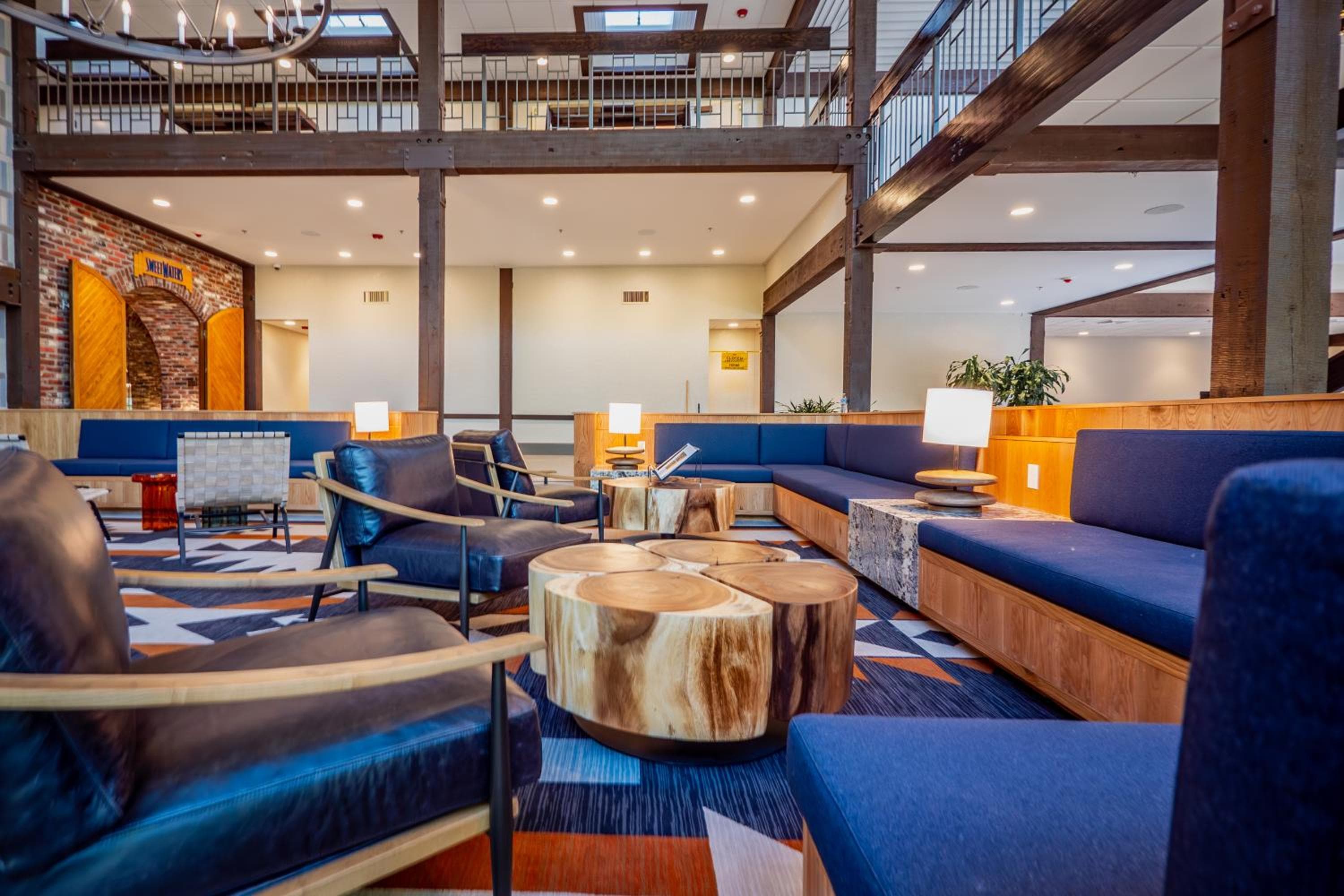 Valley River Inn