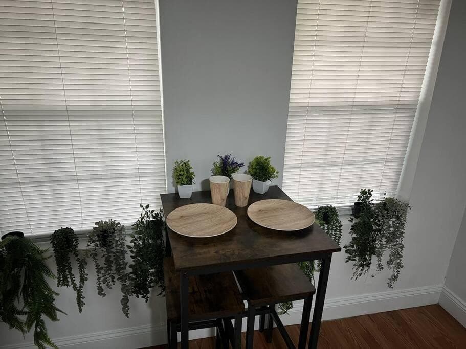 1BR Garden Oasis in Westover, Pet-Friendly, WVU