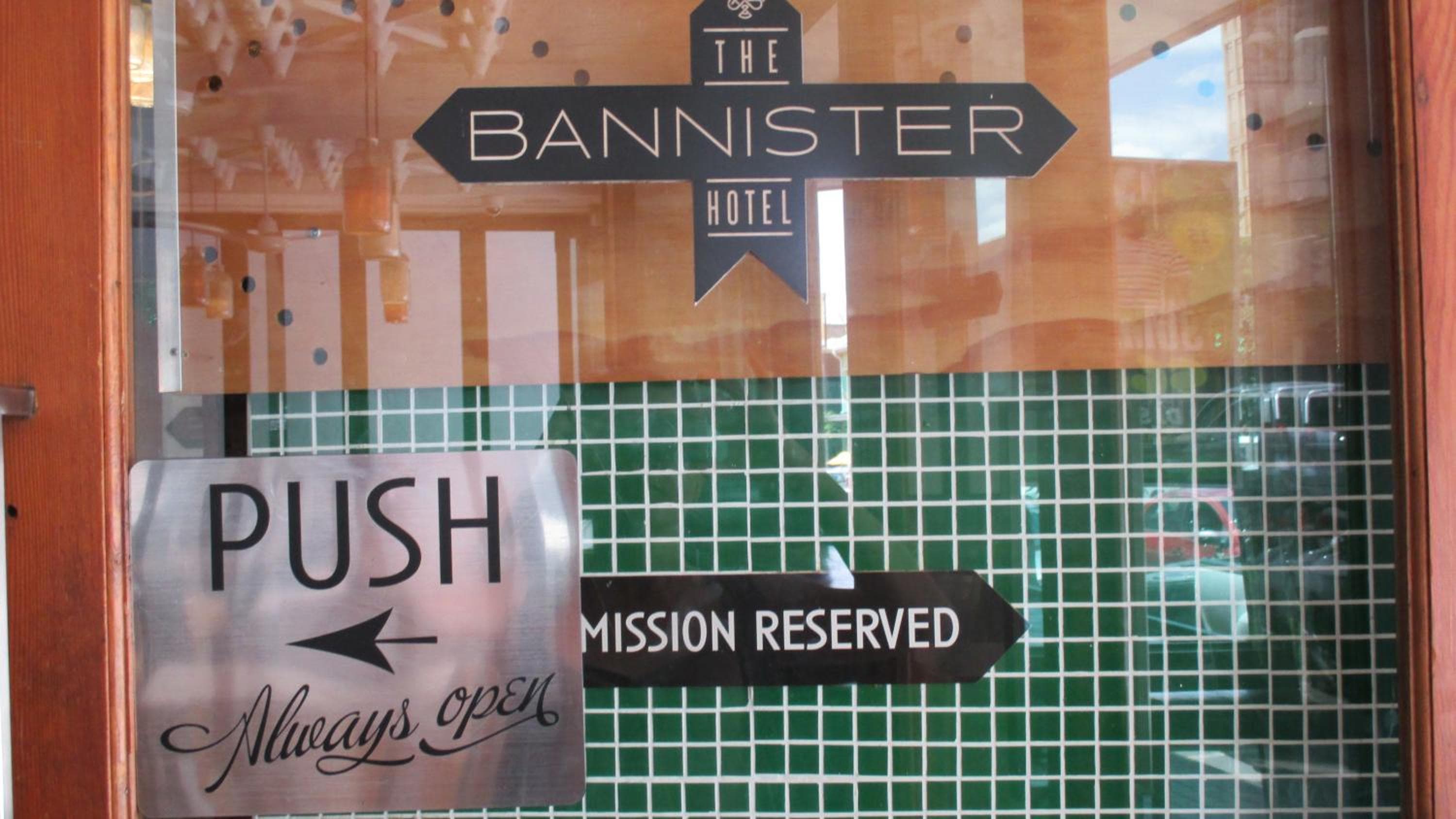 Bannister Hotel