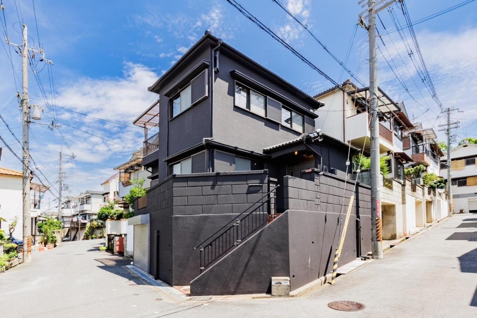 HirakataBase