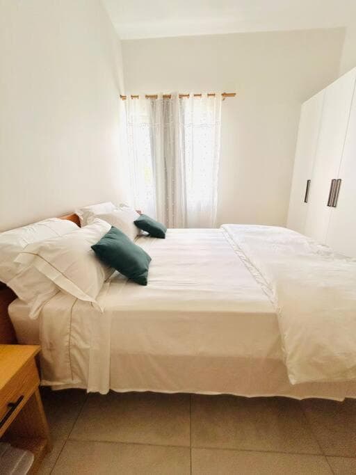 Beachfront Apartment with Garden & Direct Beach Access