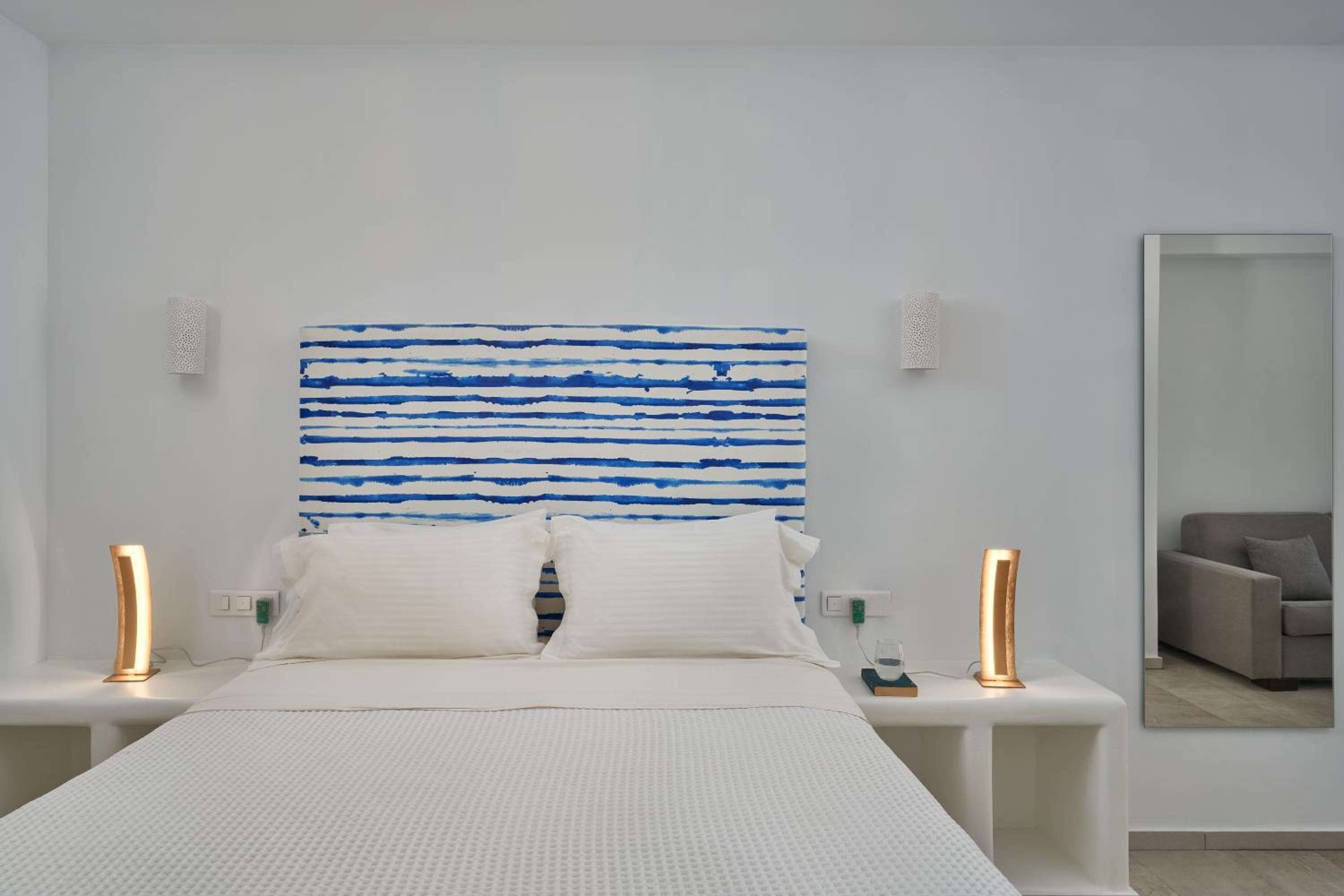 Arte & Mare Elia Luxury Suites and Villas