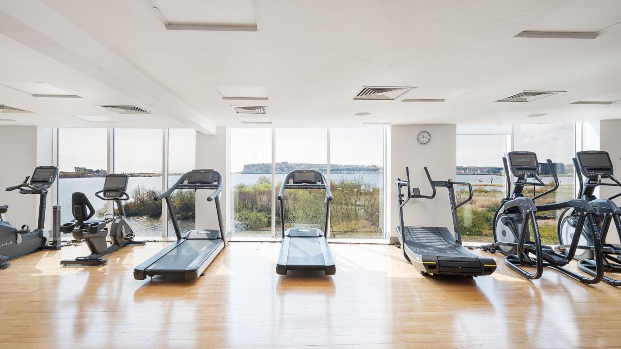 voco St. David's Cardiff by IHG