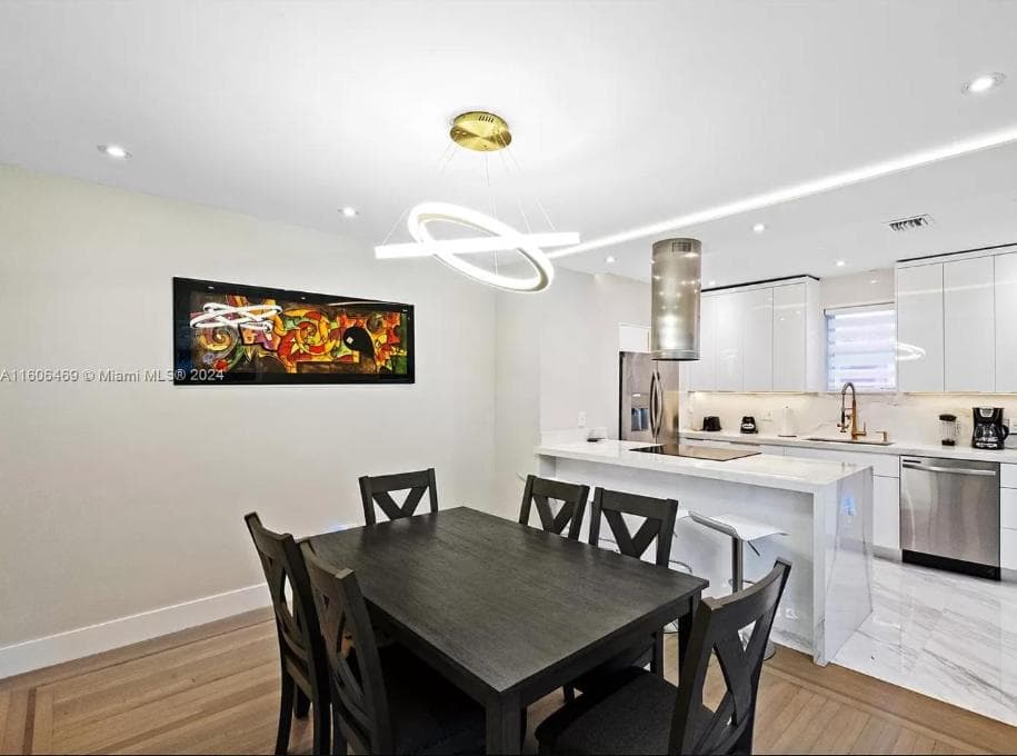 Modern home in Miami Shores!