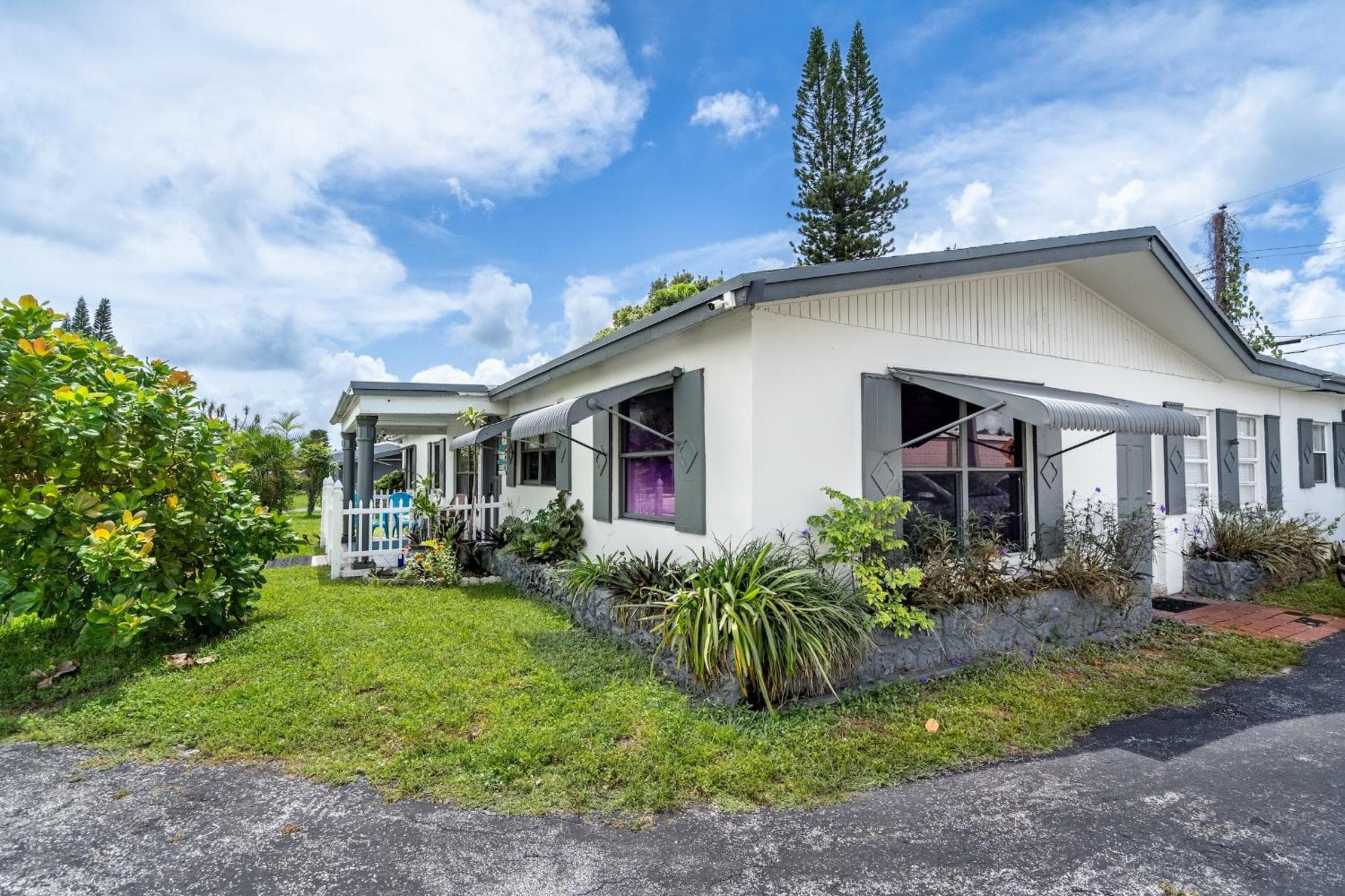 Spacious 3BR Family-Friendly Home Near Attractions