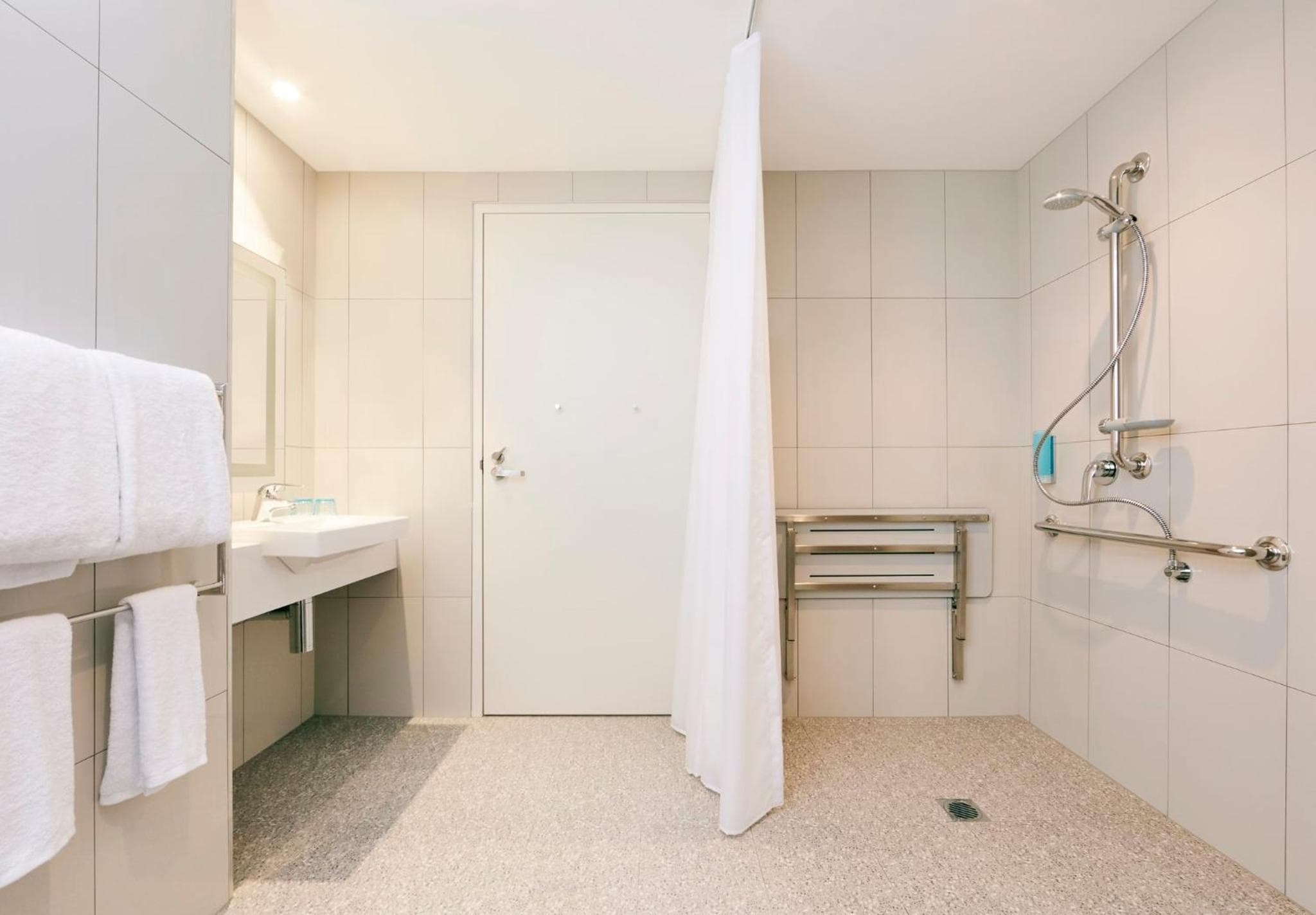Holiday Inn Express Sydney Macquarie Park by IHG