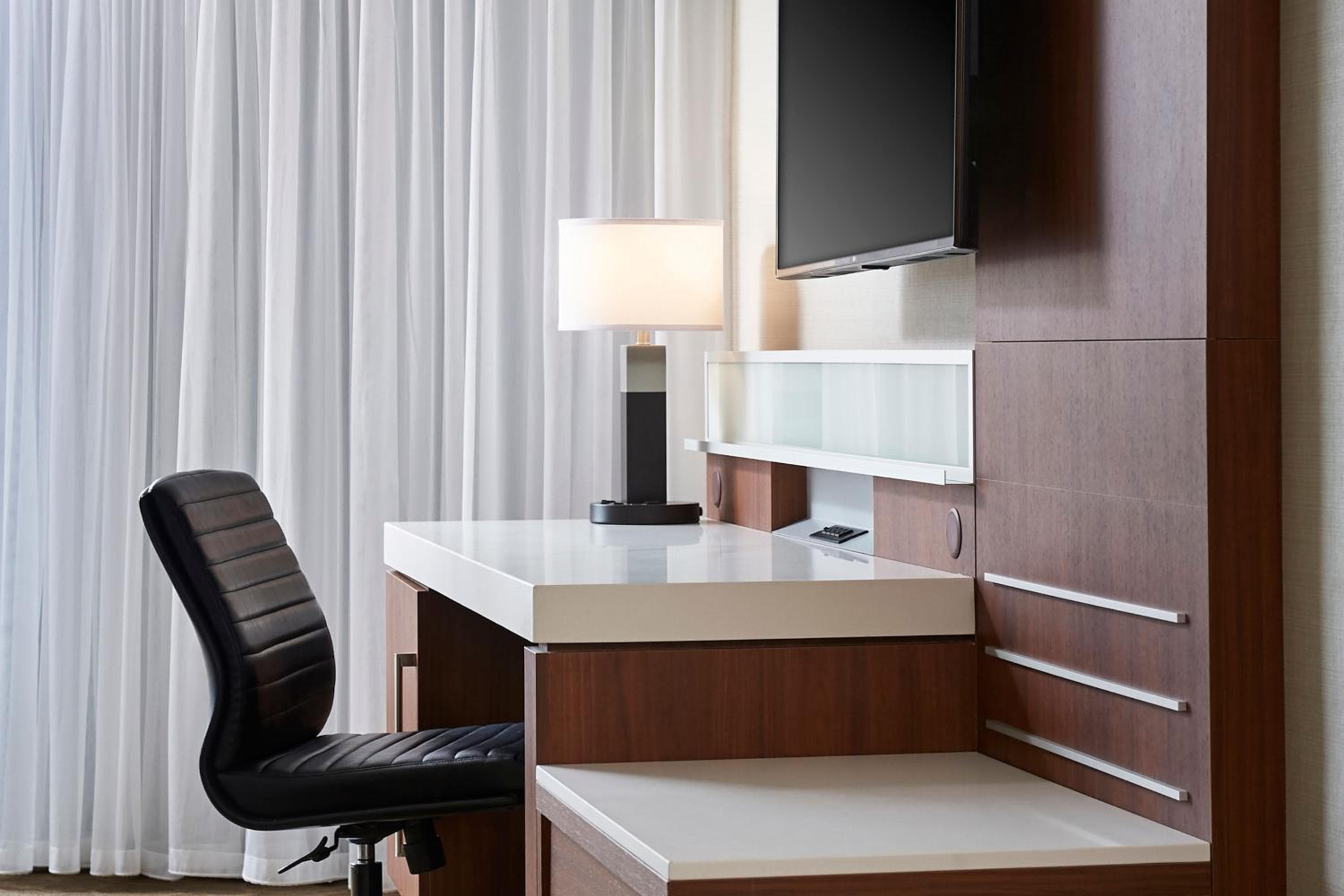 Delta Hotels by Marriott Toronto Mississauga