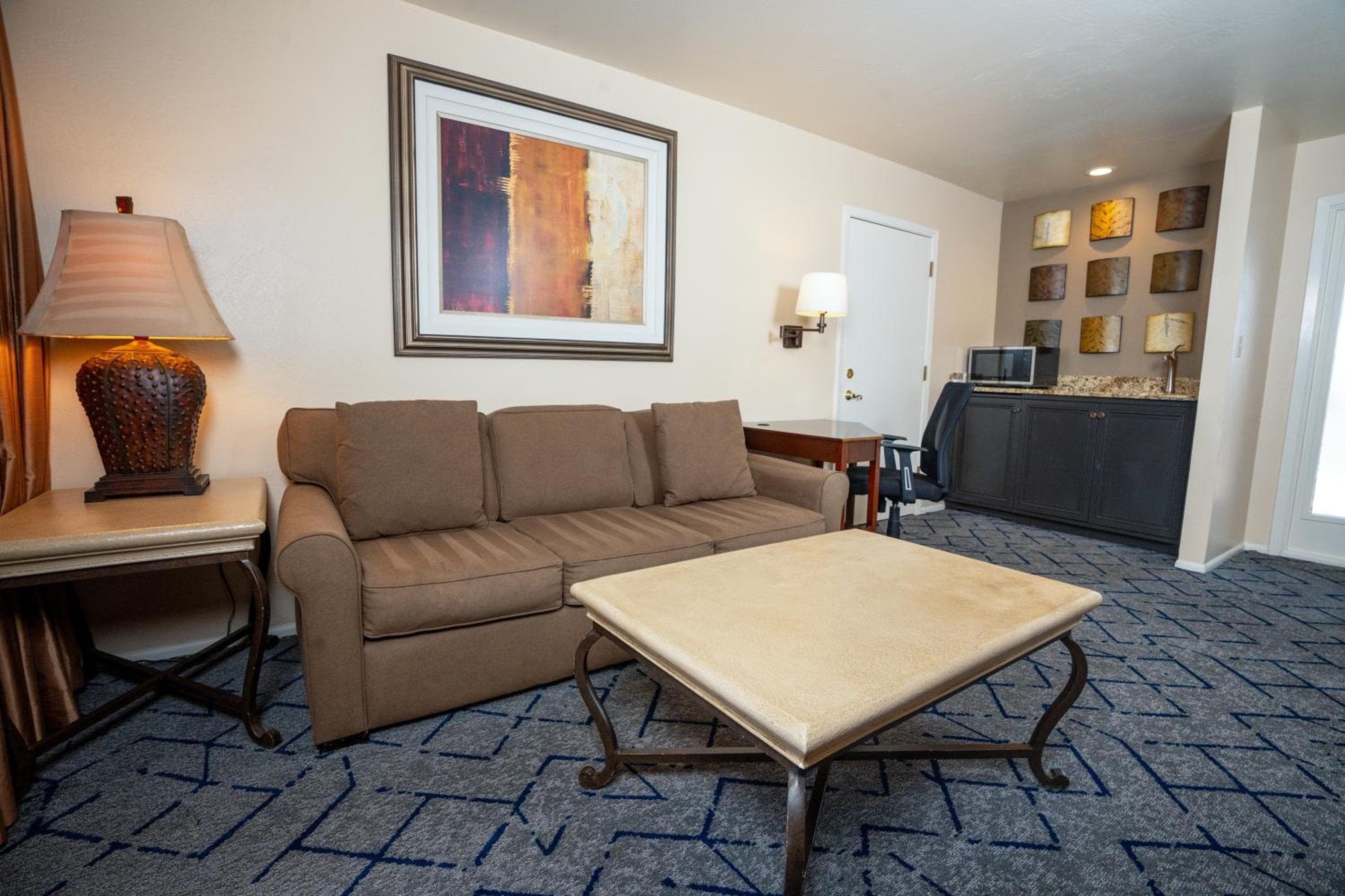 Kimpton Miralina Resort and Villas by IHG