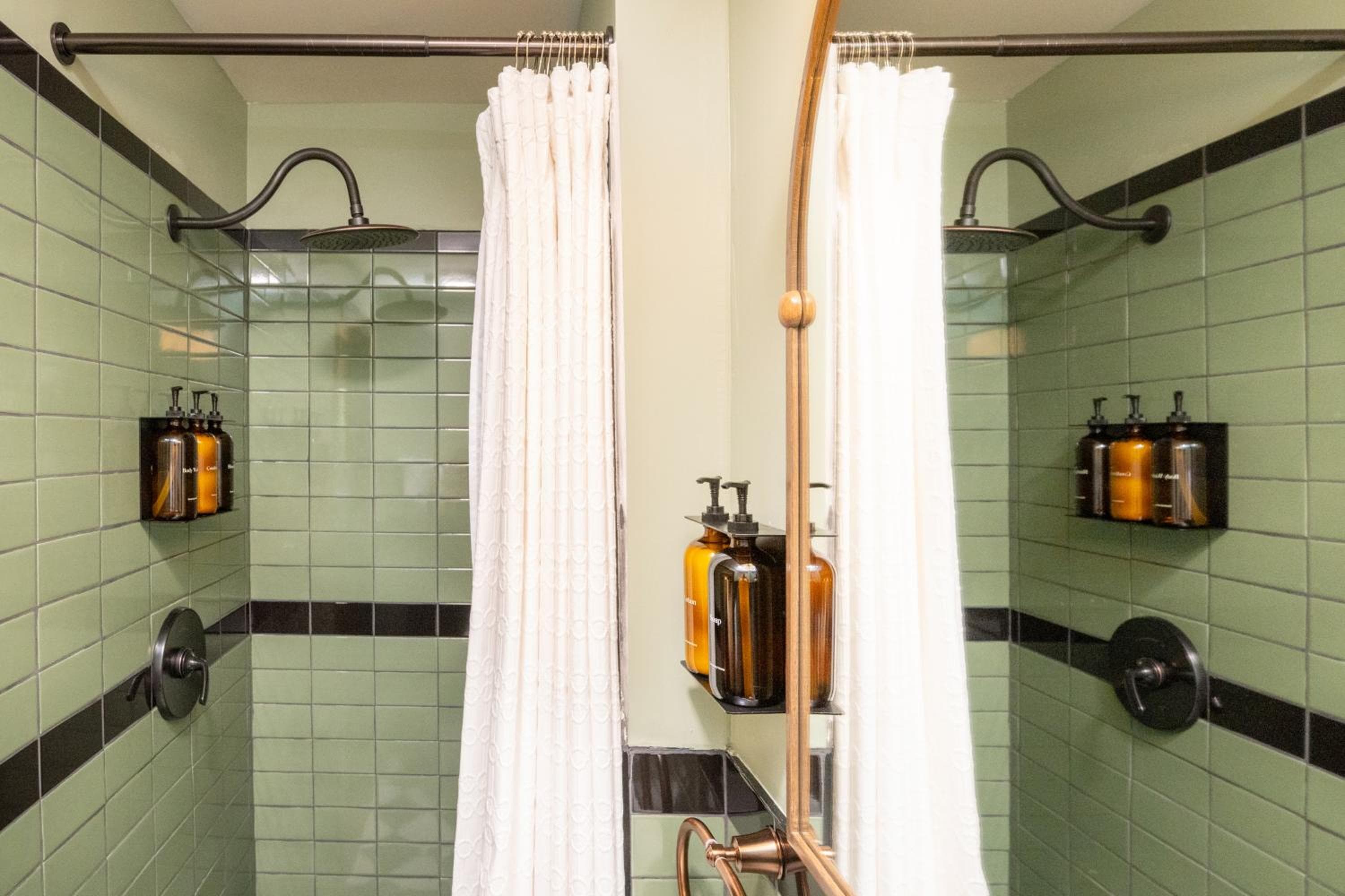Hideaway Inn Lenox