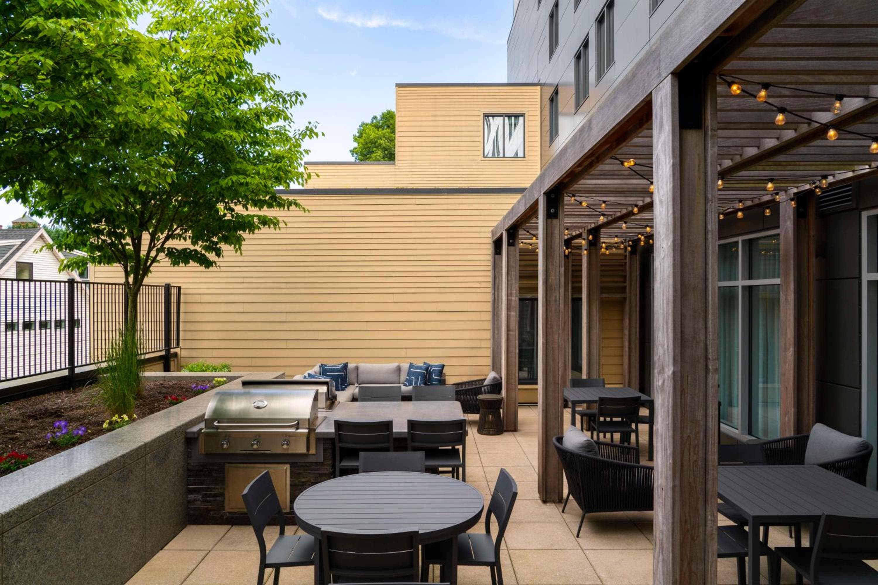 Homewood Suites by Hilton Boston Brookline-Longwood Medical