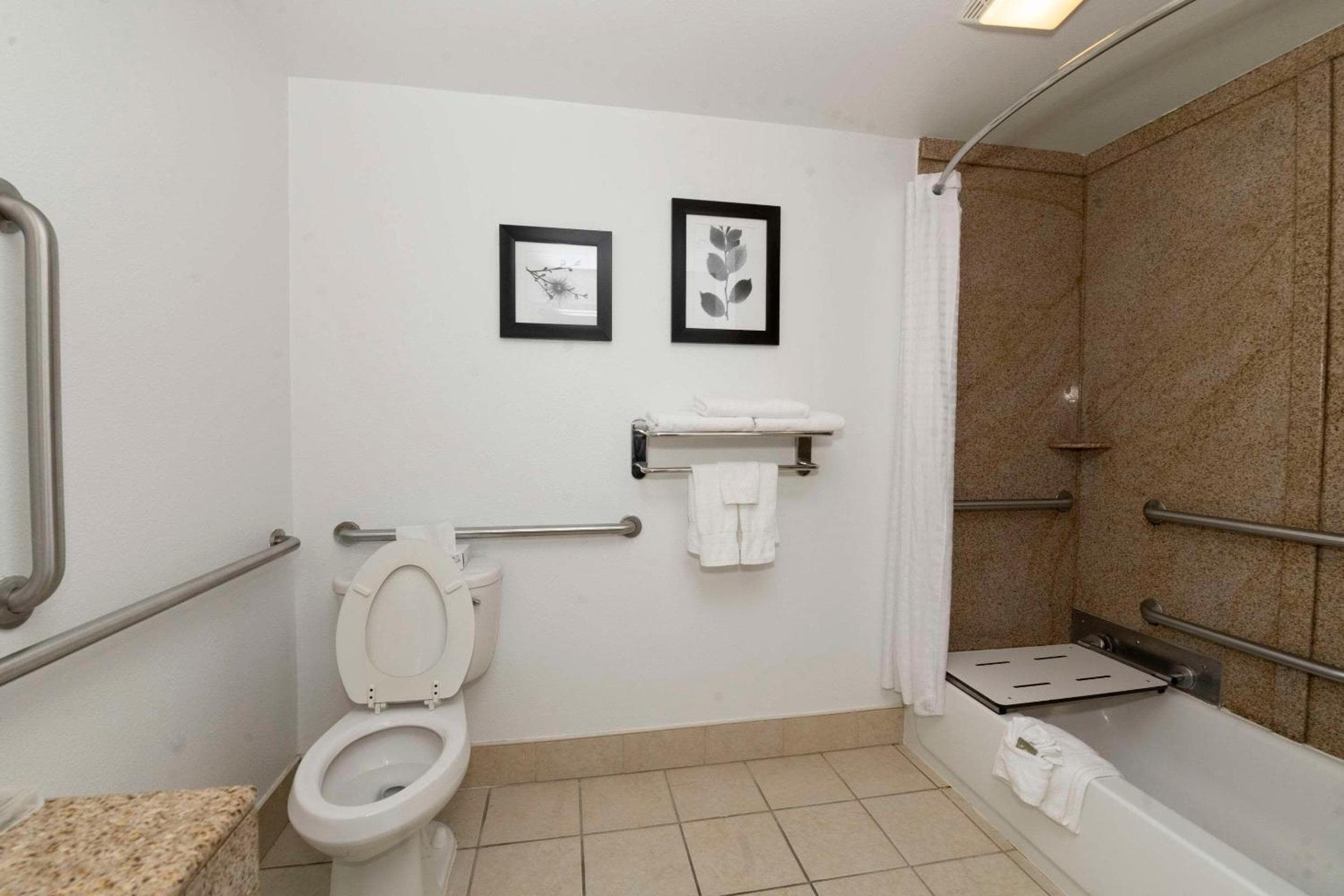 Country Inn & Suites by Radisson, Harrisburg - Hershey West, PA