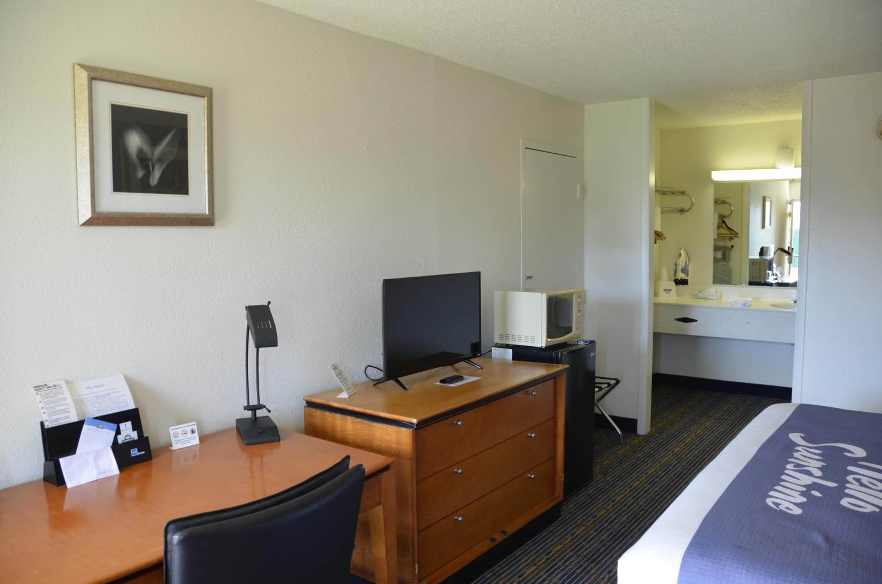 Days Inn by Wyndham Luray Shenandoah