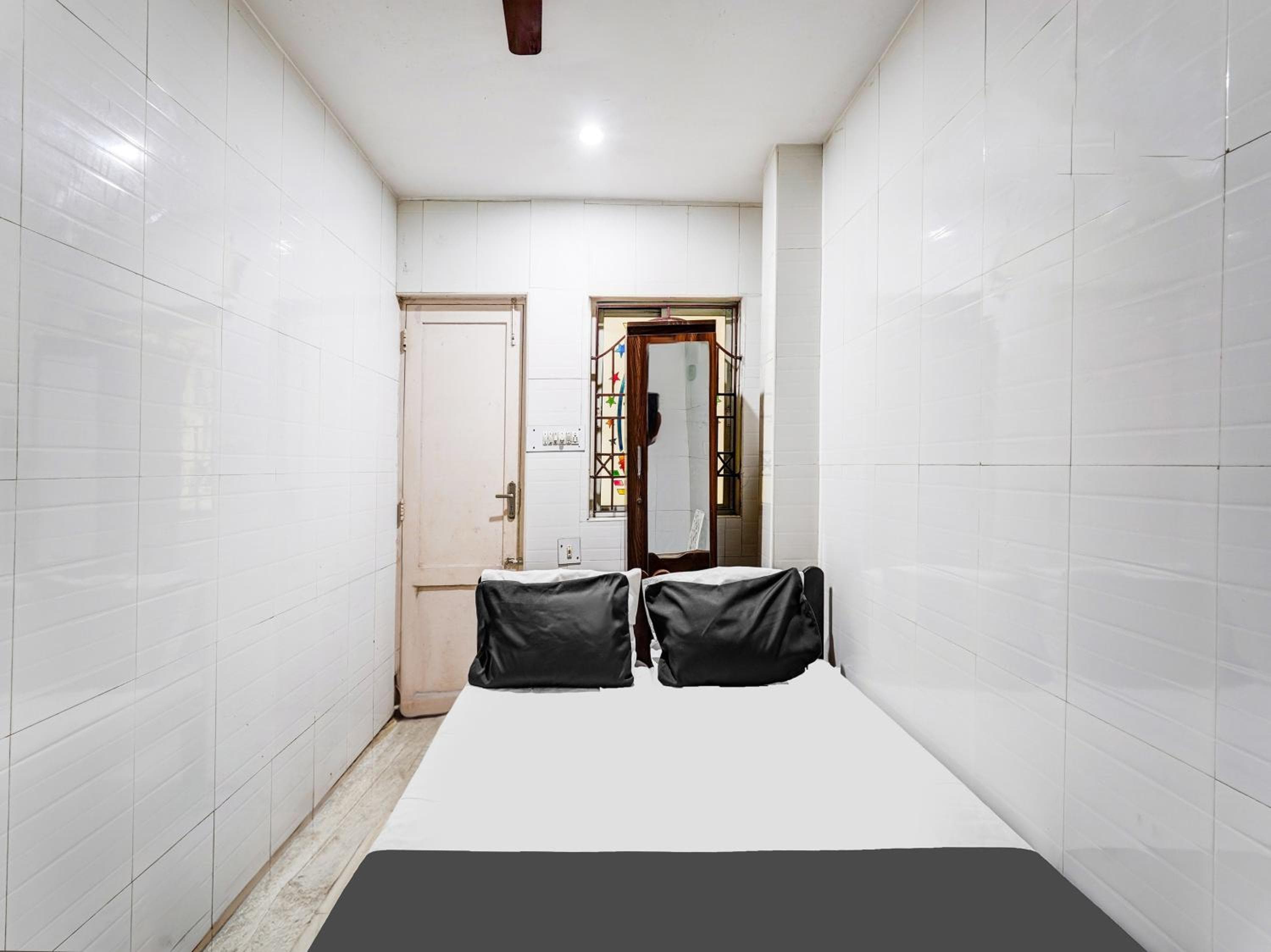 Hotel O Elango Park
