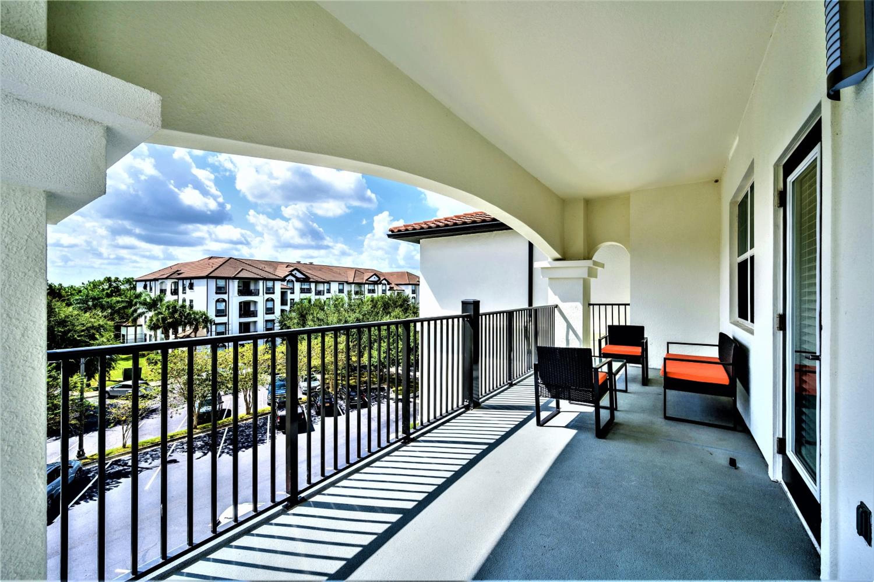 Vista Cay Resort by Millenium at Universal Blvd.