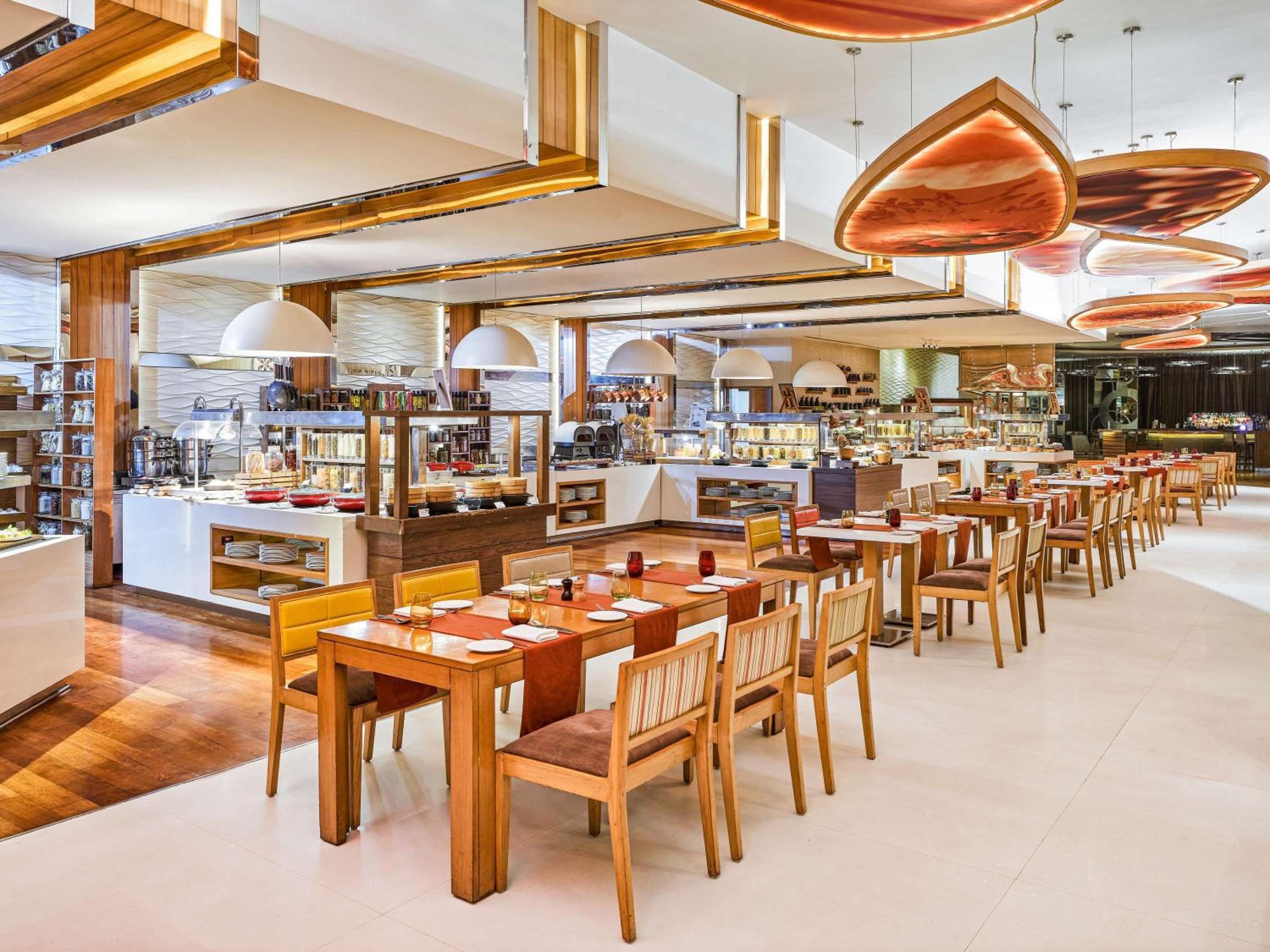 Pullman New Delhi Aerocity