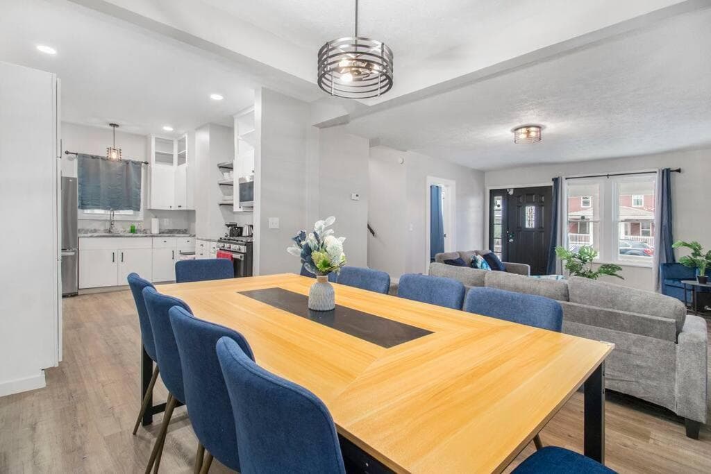 2 Miles from NOTRE DAME - Brand New Spacious House