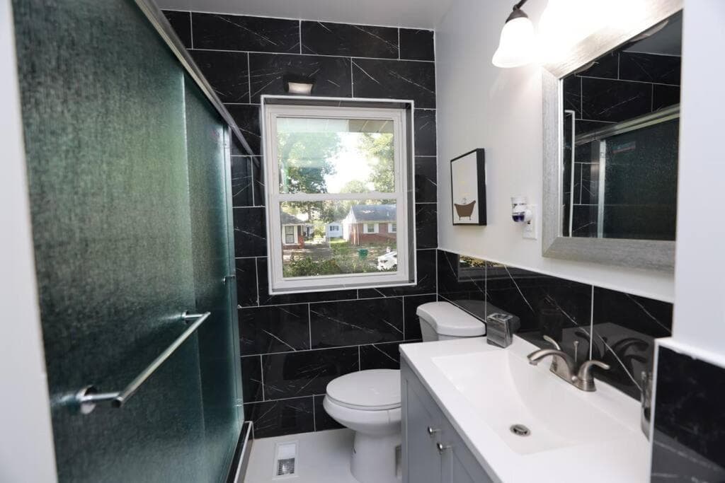 Sleek and Luxe Escape A Haven for Your Staycation!