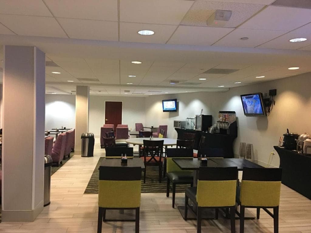 Roundhouse Suites