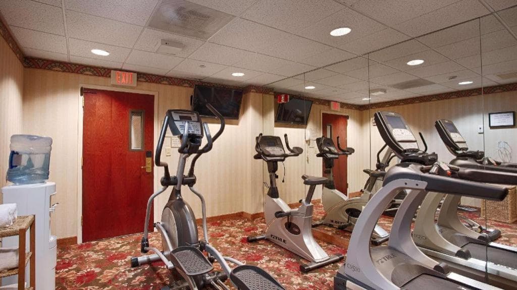 Roundhouse Suites