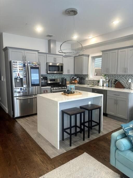 Luxe 3bd2bth Apt 15min to WORLD CUP & NYC FREE PARKING