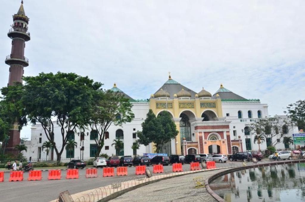 Emilia Hotel By Amazing - Palembang
