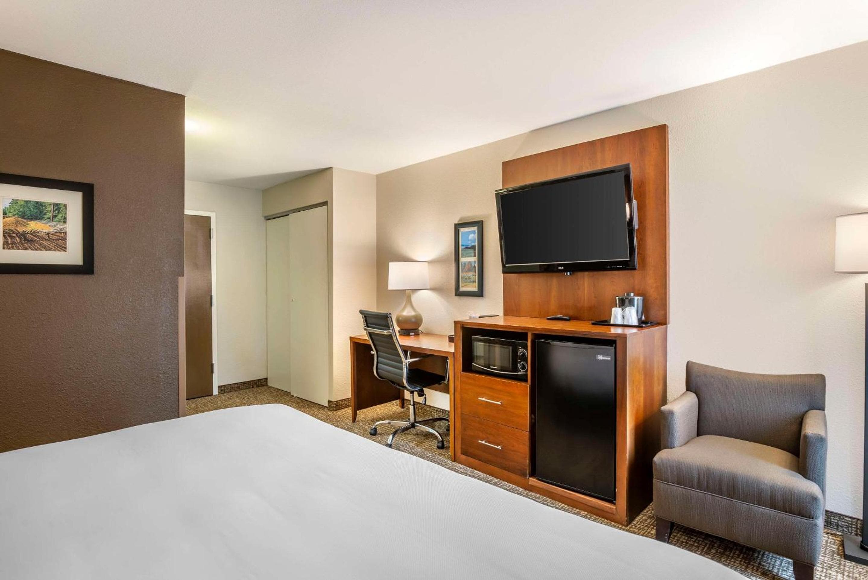 Comfort Inn Petersburg Fort Lee Area