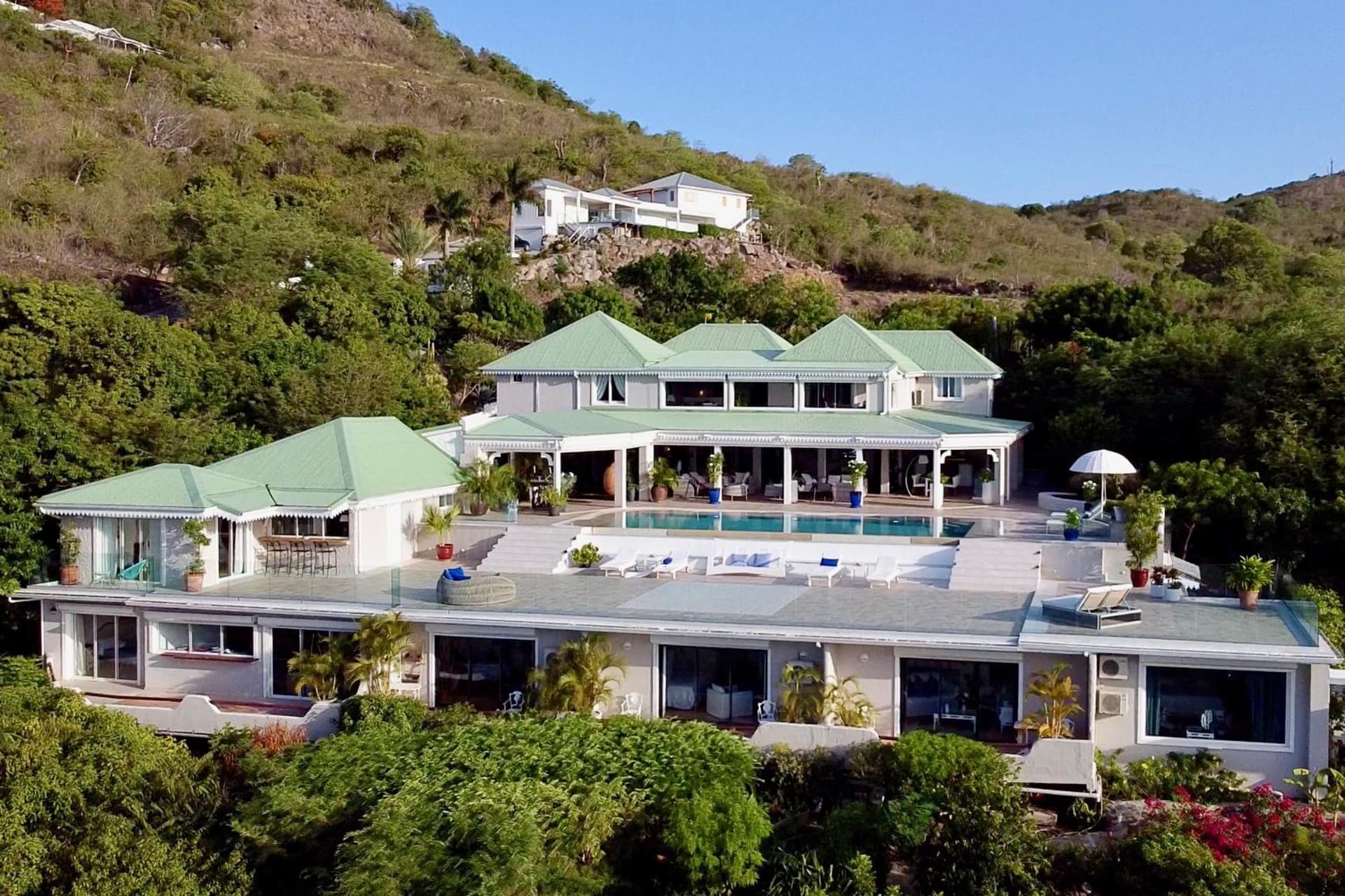 Luxurious 7-Bedroom Villa with magnificent view