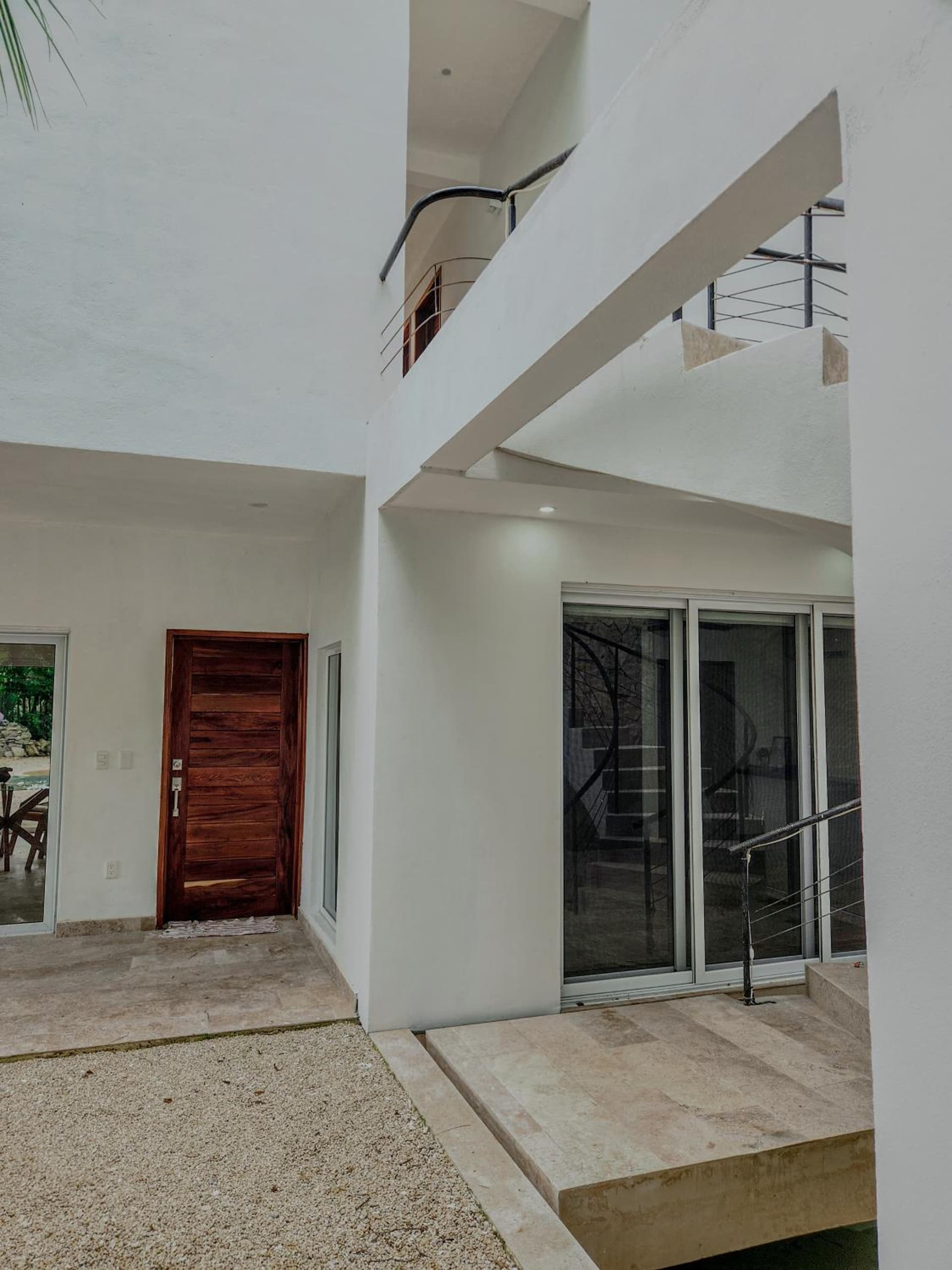 Luxury Lake Villa with Pool & Lagoon Views in Bacalar