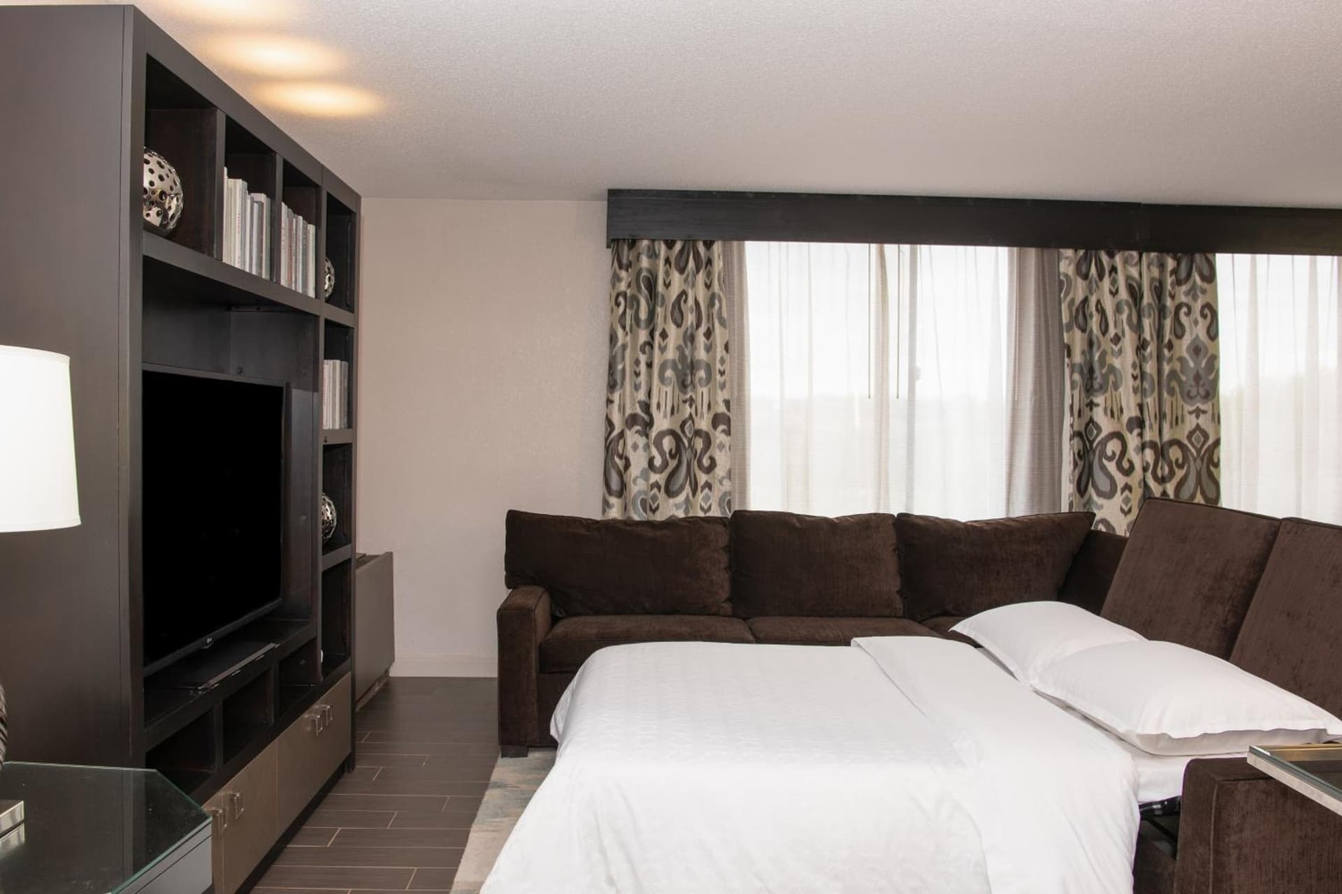 Sheraton Minneapolis West Hotel